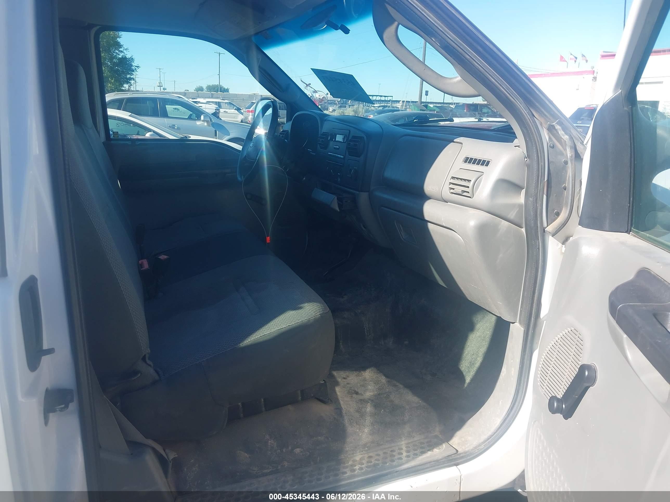 2007 Ford F-250 Lariat/xl/xlt White vin: 1FTSX21507EB27337