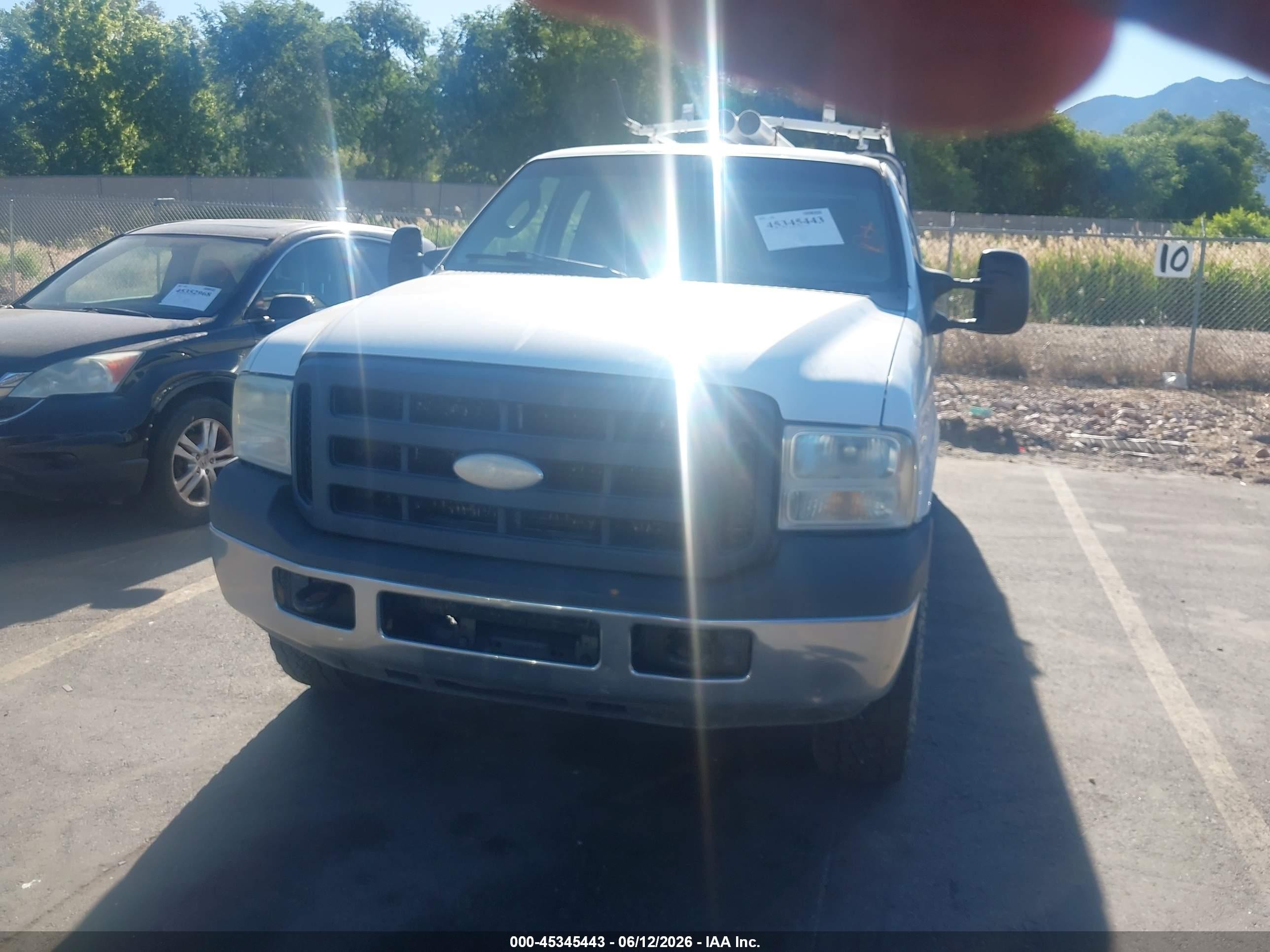 2007 Ford F-250 Lariat/xl/xlt White vin: 1FTSX21507EB27337