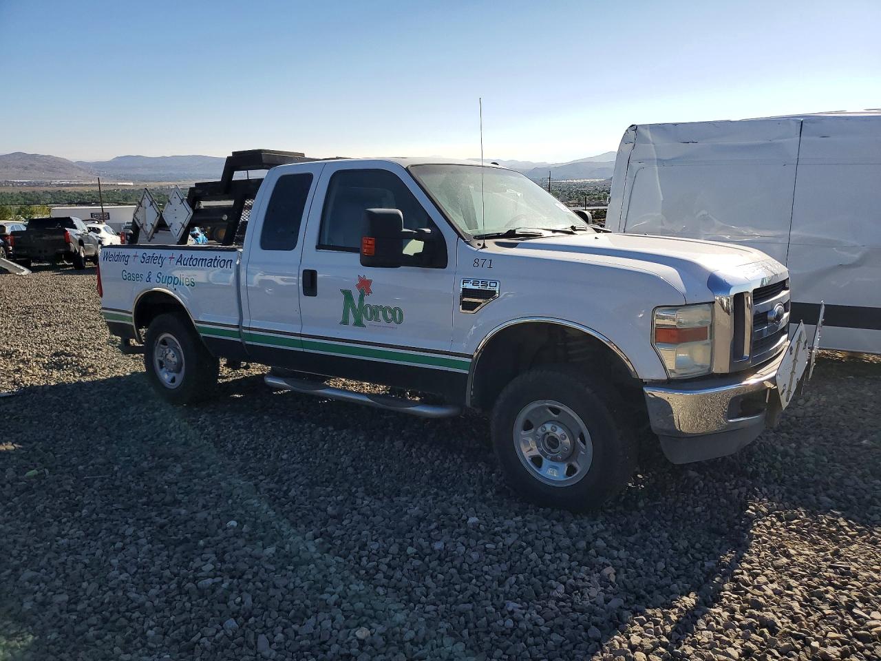 2008 Ford F250 Super Duty White vin: 1FTSX21508EC05603