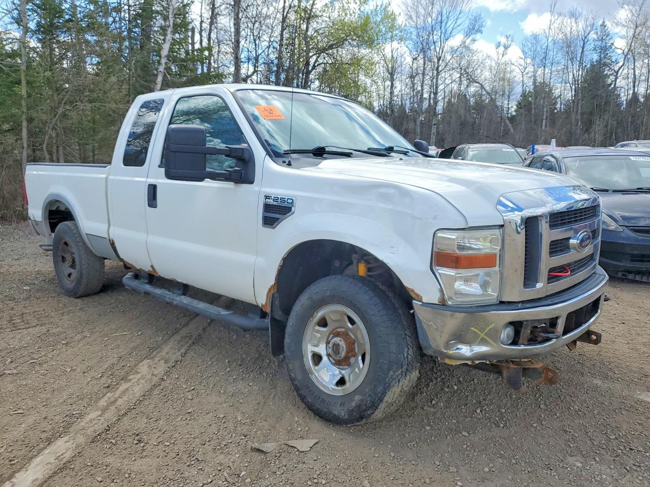 2009 Ford F250 Super Duty White vin: 1FTSX21509EB21136