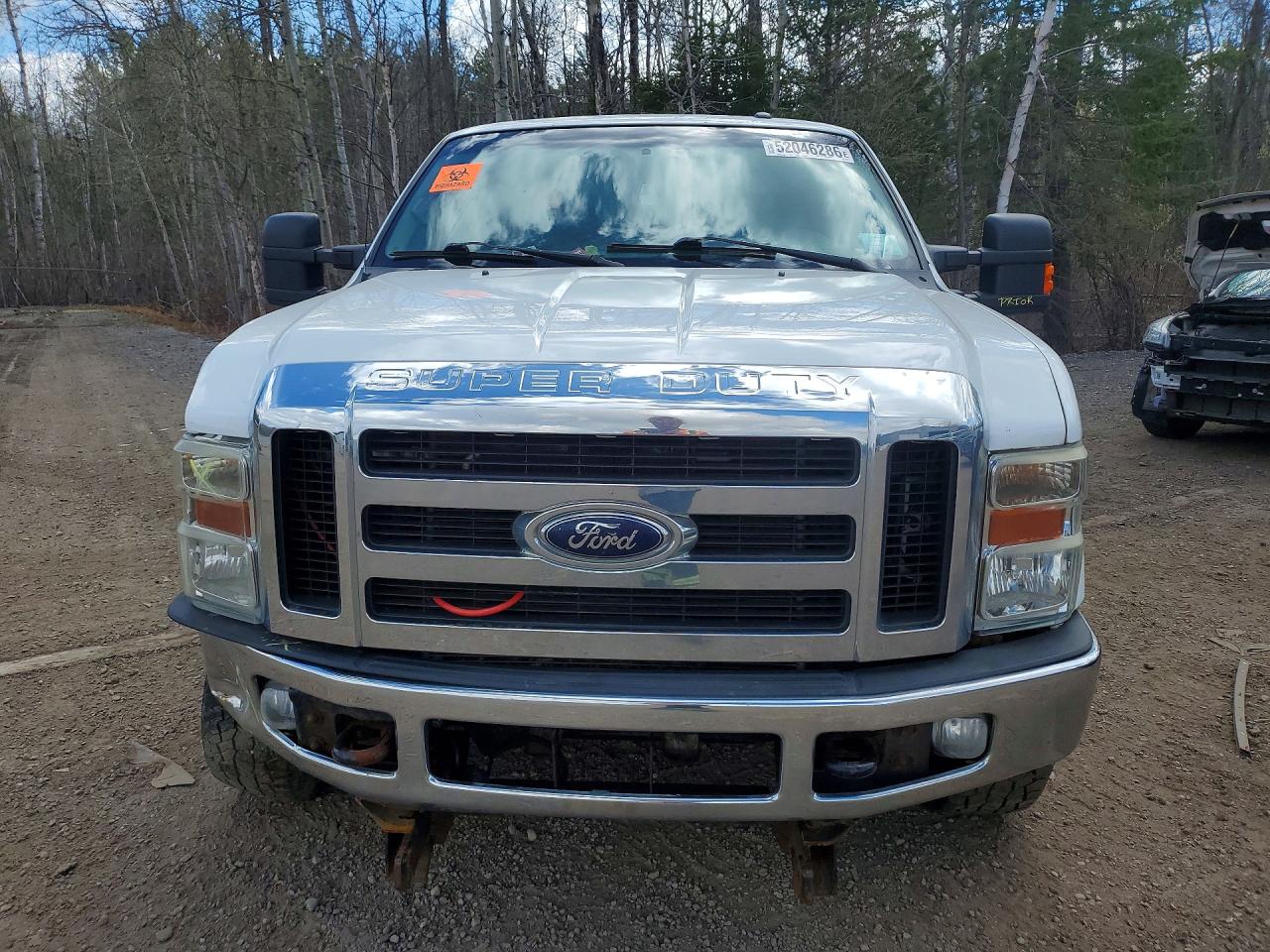 2009 Ford F250 Super Duty White vin: 1FTSX21509EB21136