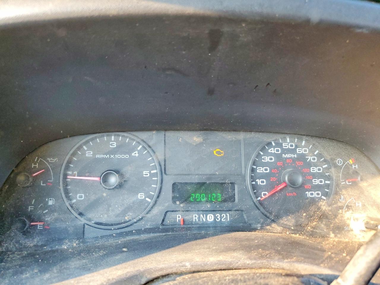 2005 Ford F250 Super Duty White vin: 1FTSX21515EC76658