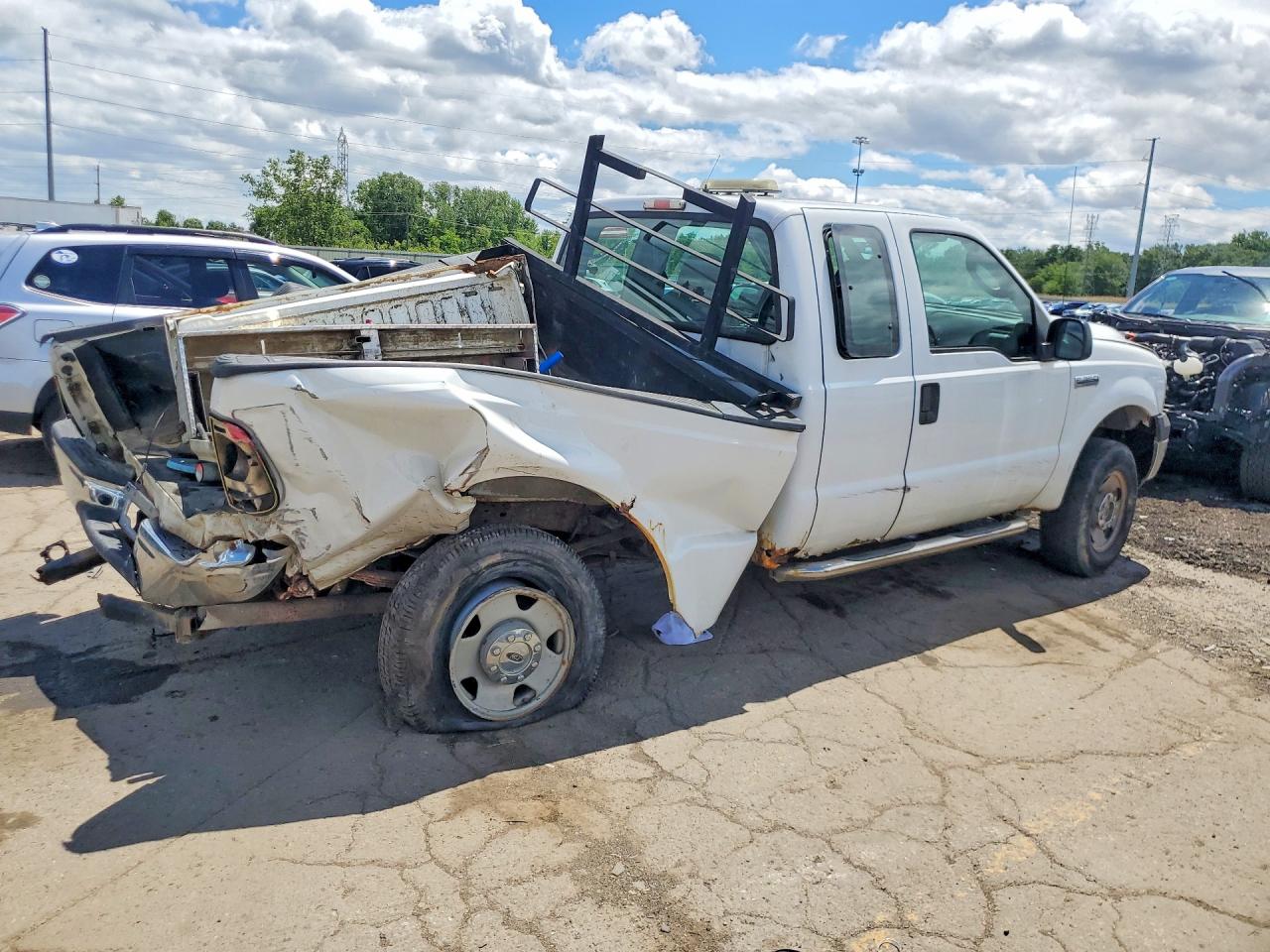 2006 Ford F250 Super Duty White vin: 1FTSX21526EC37210
