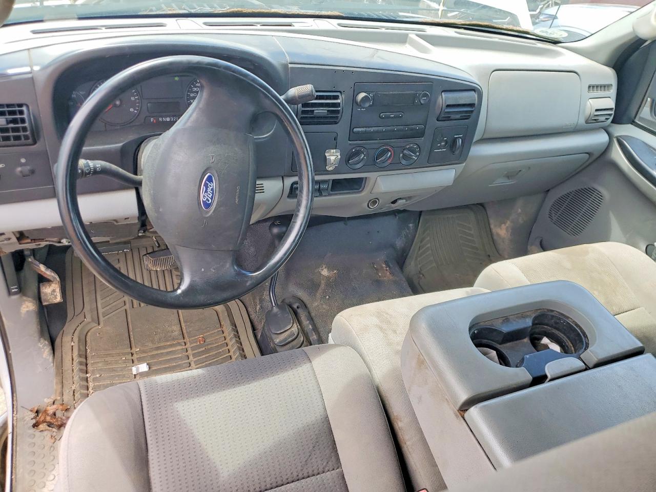 2006 Ford F250 Super Duty White vin: 1FTSX21526EC37210