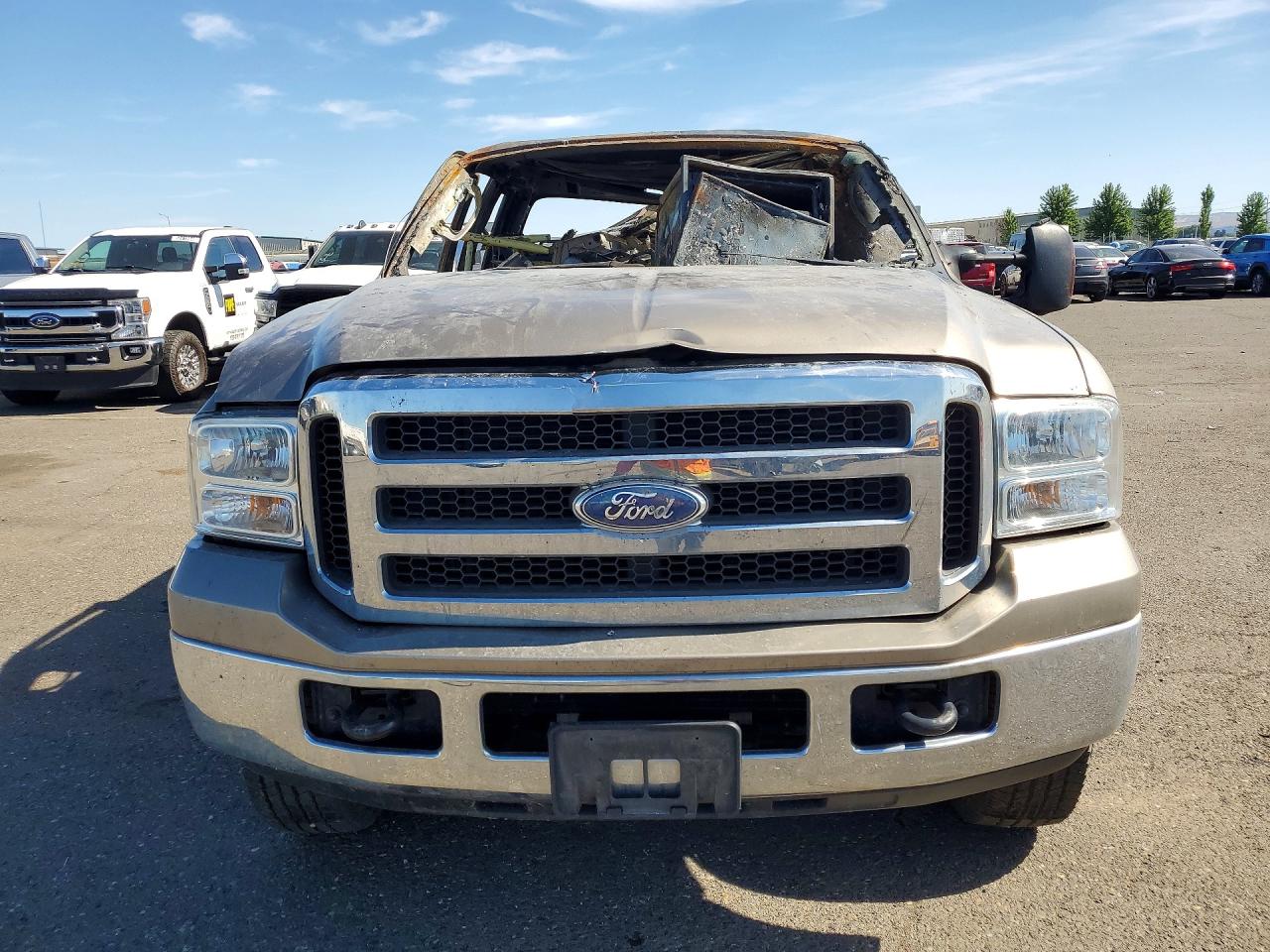 2005 Ford F250 Super Duty Tan vin: 1FTSX21535EC31639