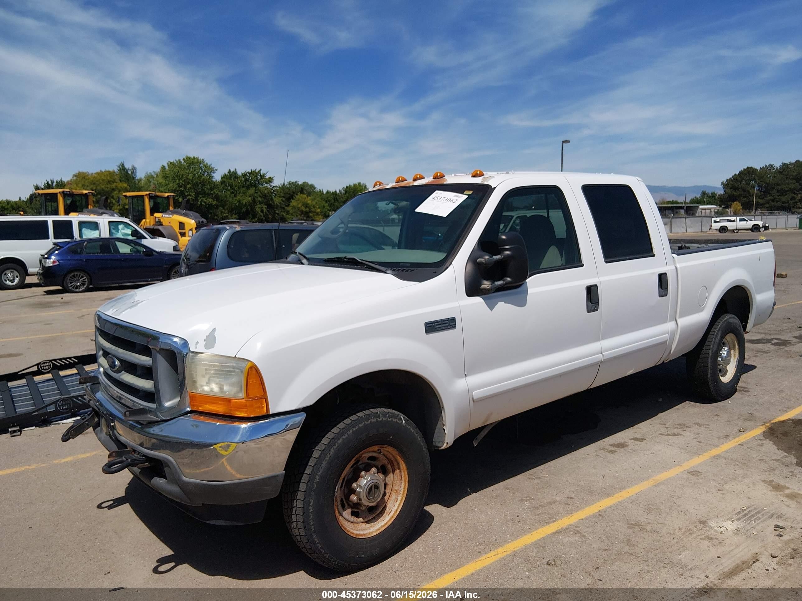 2005 Ford F-250 Lariat/xl/xlt White vin: 1FTSX21545EC73818