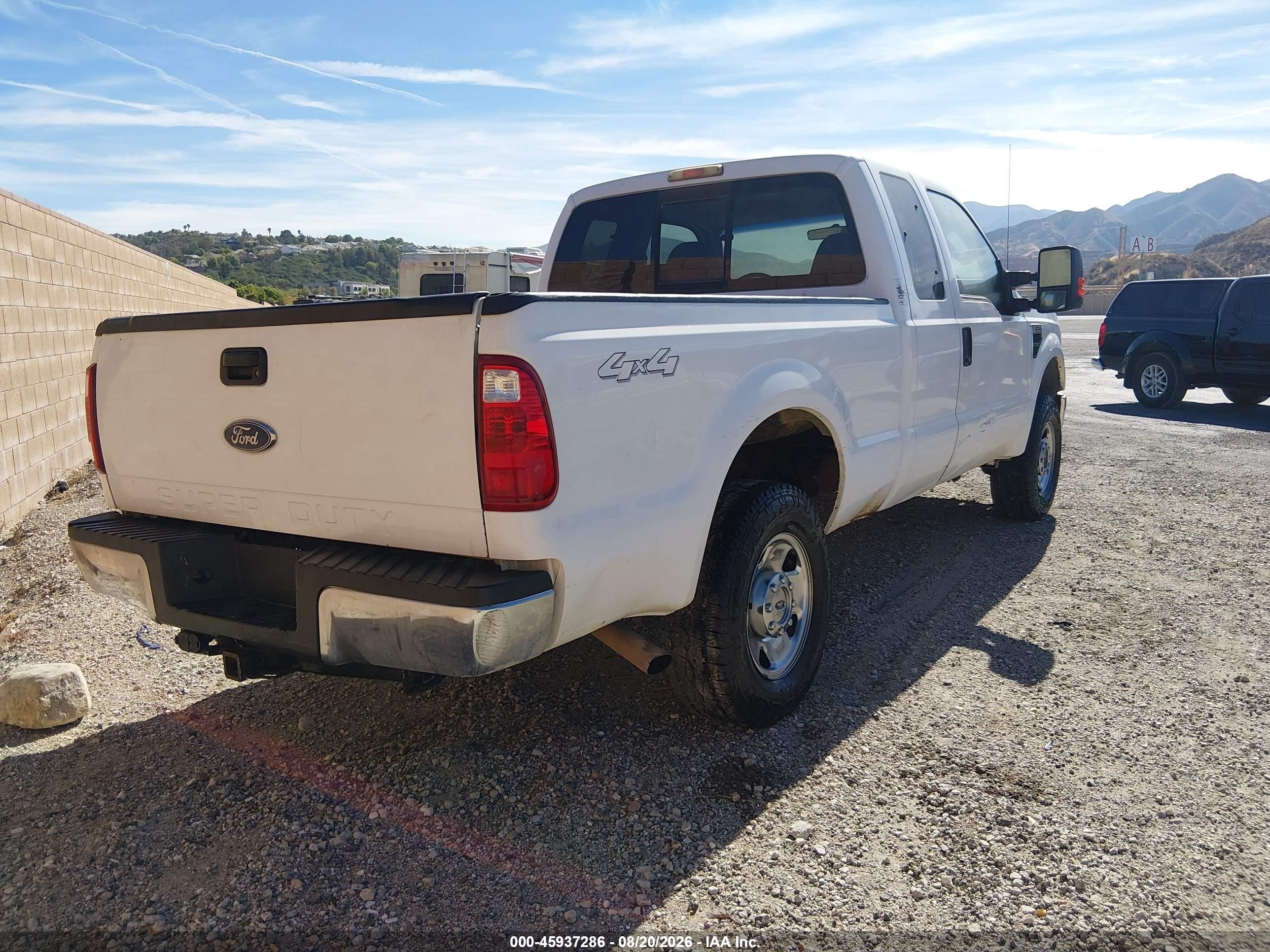 2008 Ford Super Duty F-250 Srw Fx4/lariat/xl/xlt Белый vin: 1FTSX21548EB15662