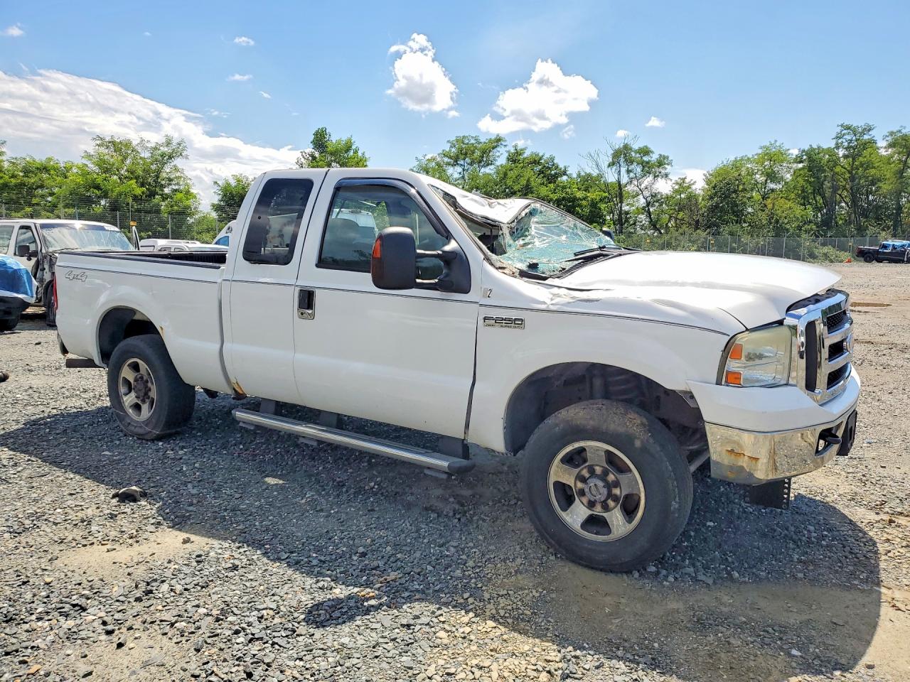 2006 Ford F250 Super Duty White vin: 1FTSX21556ED00770