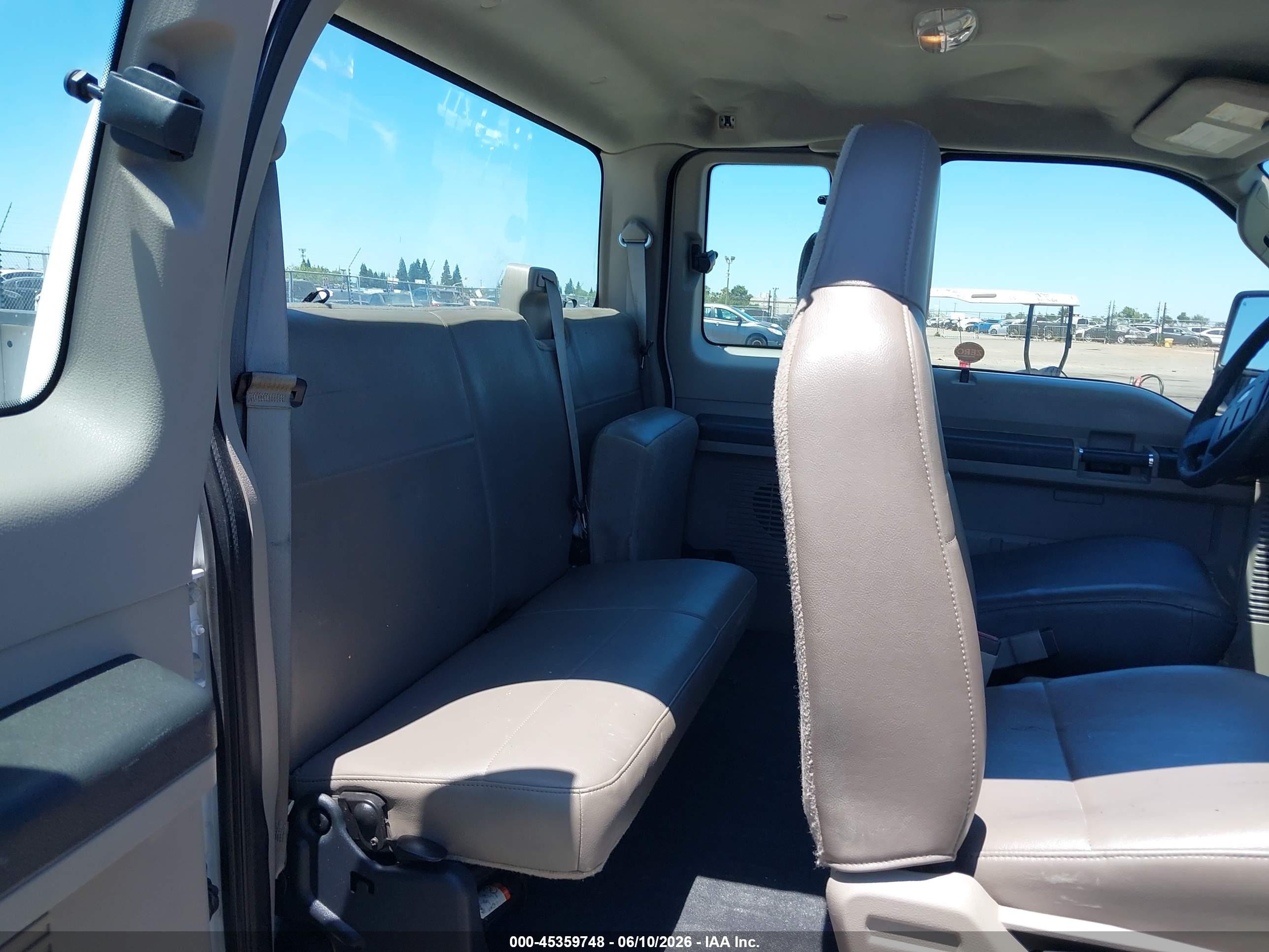 2008 Ford F-250 Fx4/lariat/xl/xlt White vin: 1FTSX21558EA09236