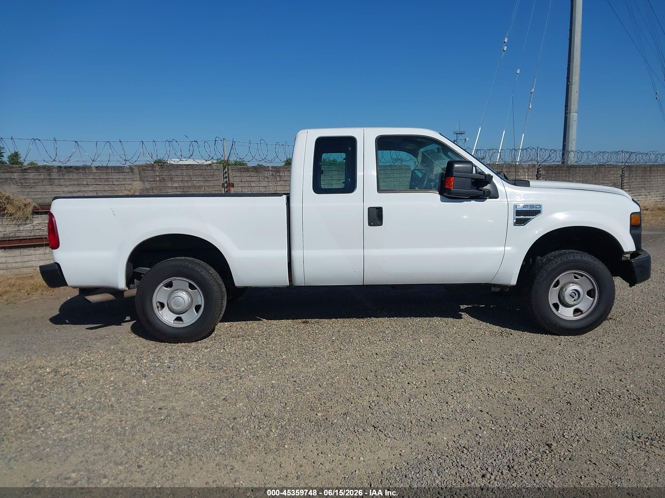 2008 Ford F-250 Fx4/lariat/xl/xlt White vin: 1FTSX21558EA09236