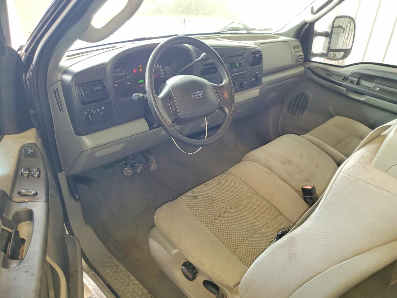 2005 Ford F250 Super Duty Silver vin: 1FTSX21565ED00081