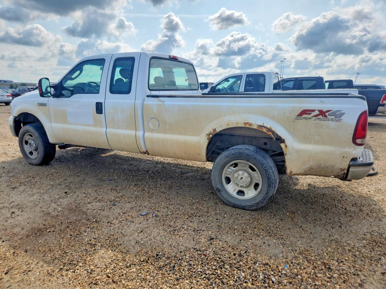 2006 Ford F250 Super Duty White vin: 1FTSX21586EA84753
