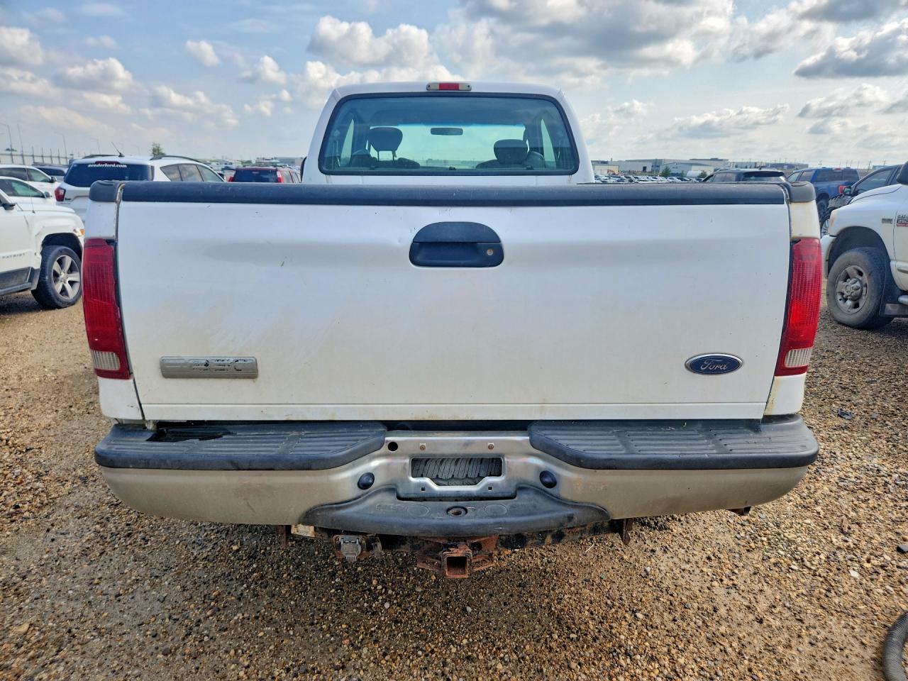 2006 Ford F250 Super Duty White vin: 1FTSX21586EA84753