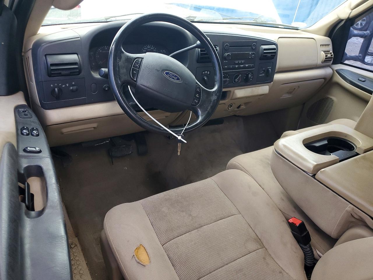 2005 Ford F250 Super Duty White vin: 1FTSX21595EC26087
