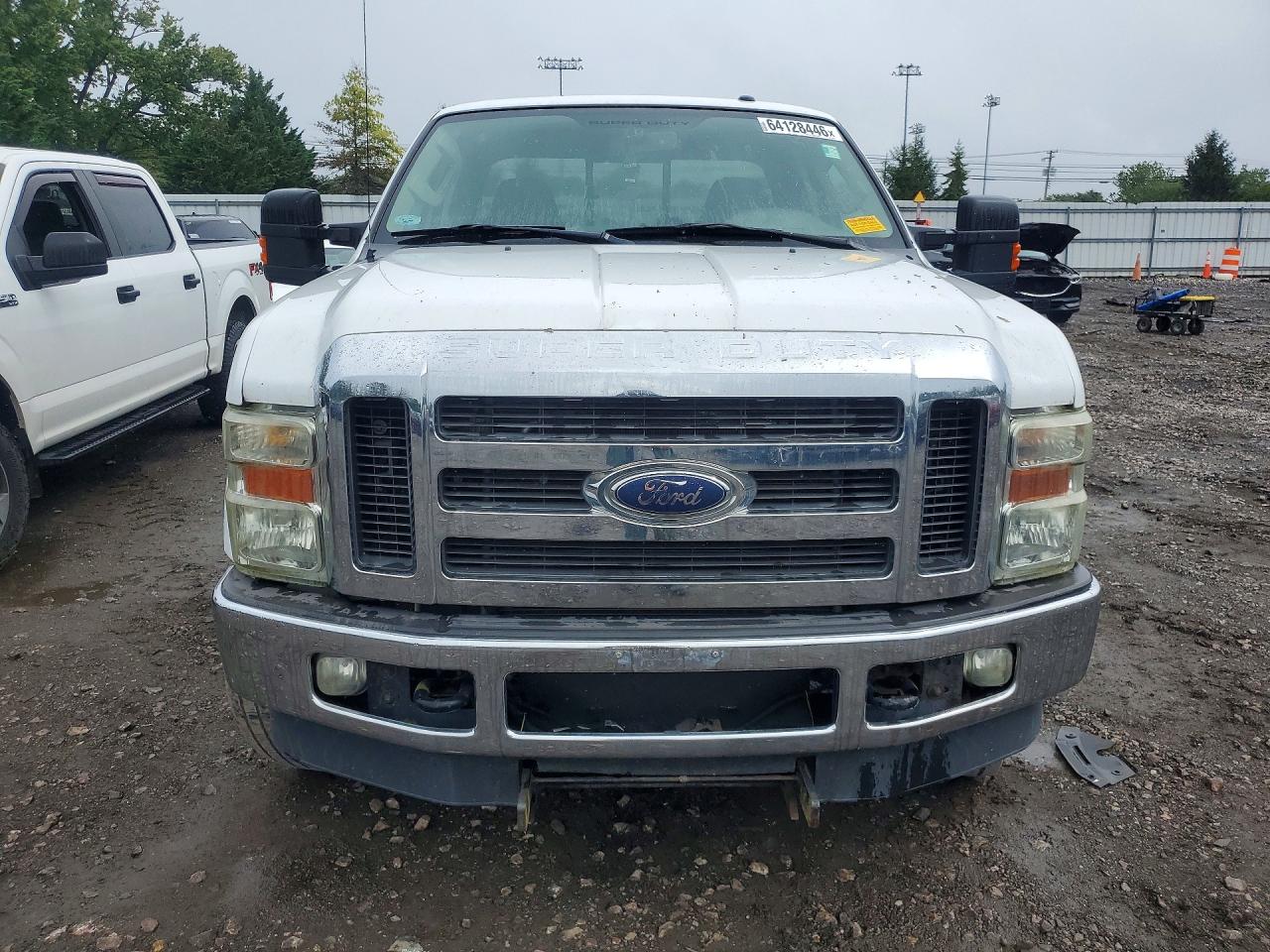 2009 Ford F250 Super Duty White vin: 1FTSX21599EB14833