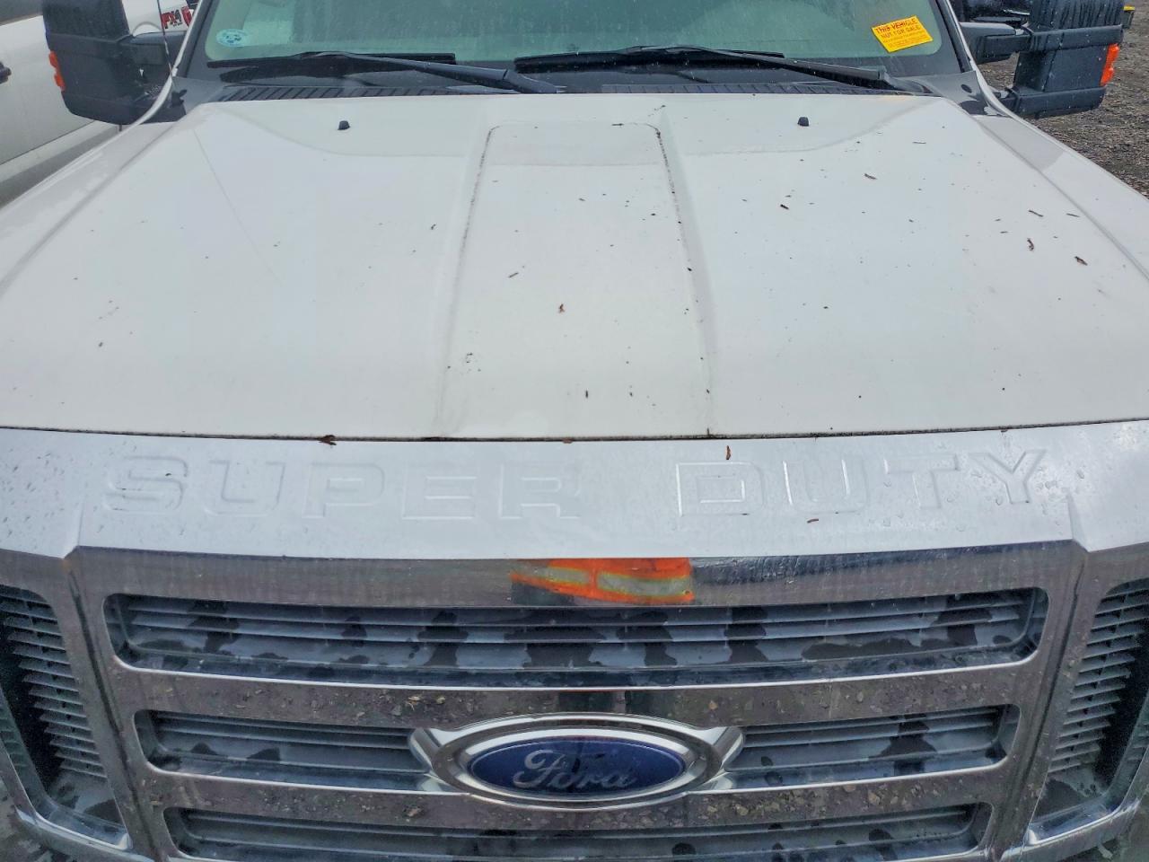 2009 Ford F250 Super Duty White vin: 1FTSX21599EB14833