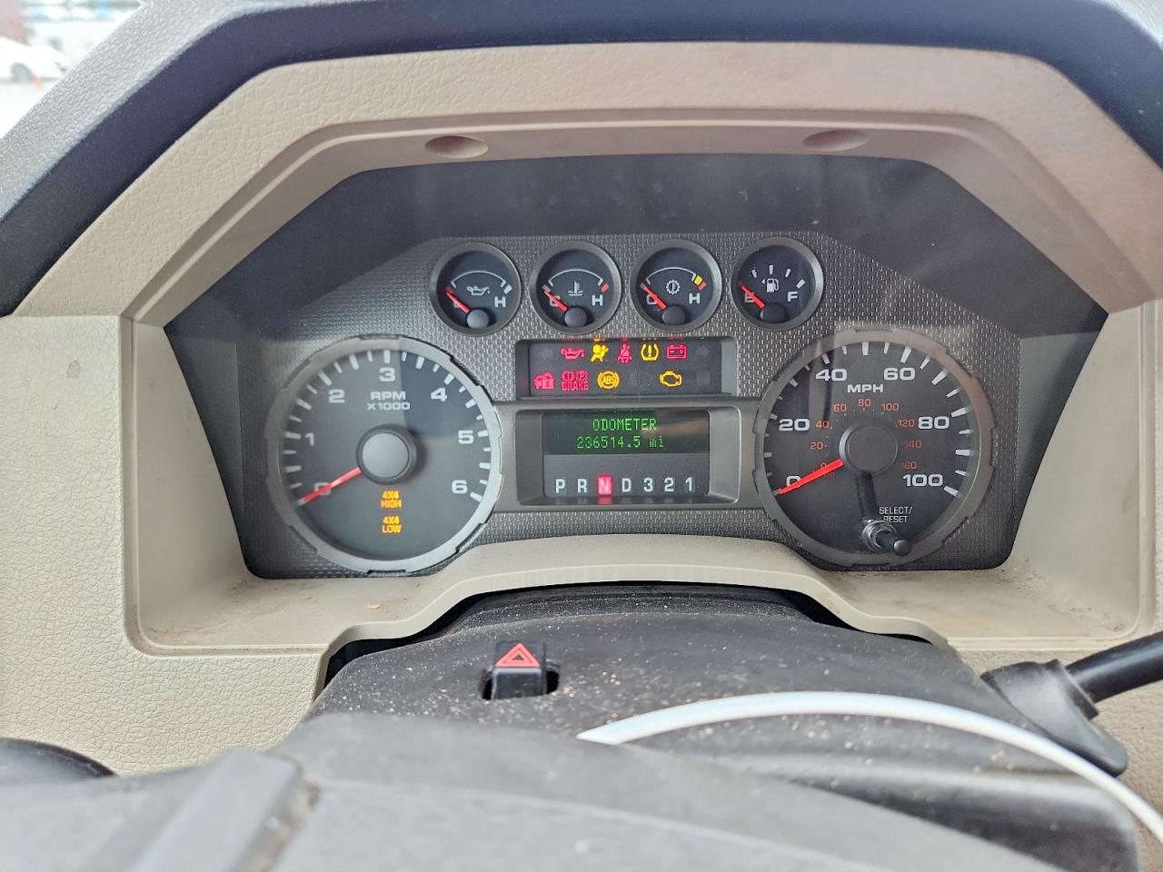 2008 Ford F250 Super Duty Burgundy vin: 1FTSX215X8ED41401