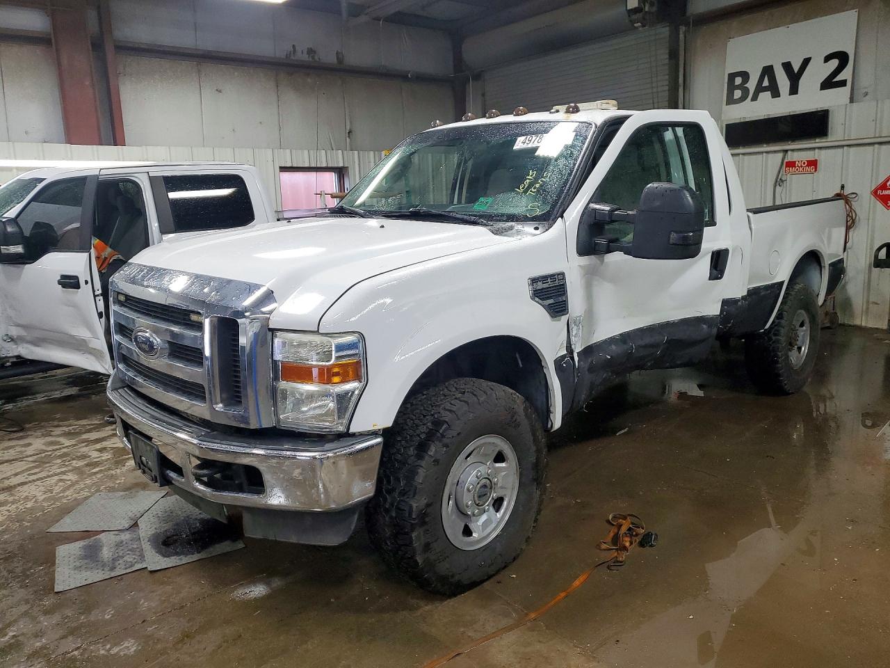 2008 Ford F250 Super Duty White vin: 1FTSX215X8EE15769