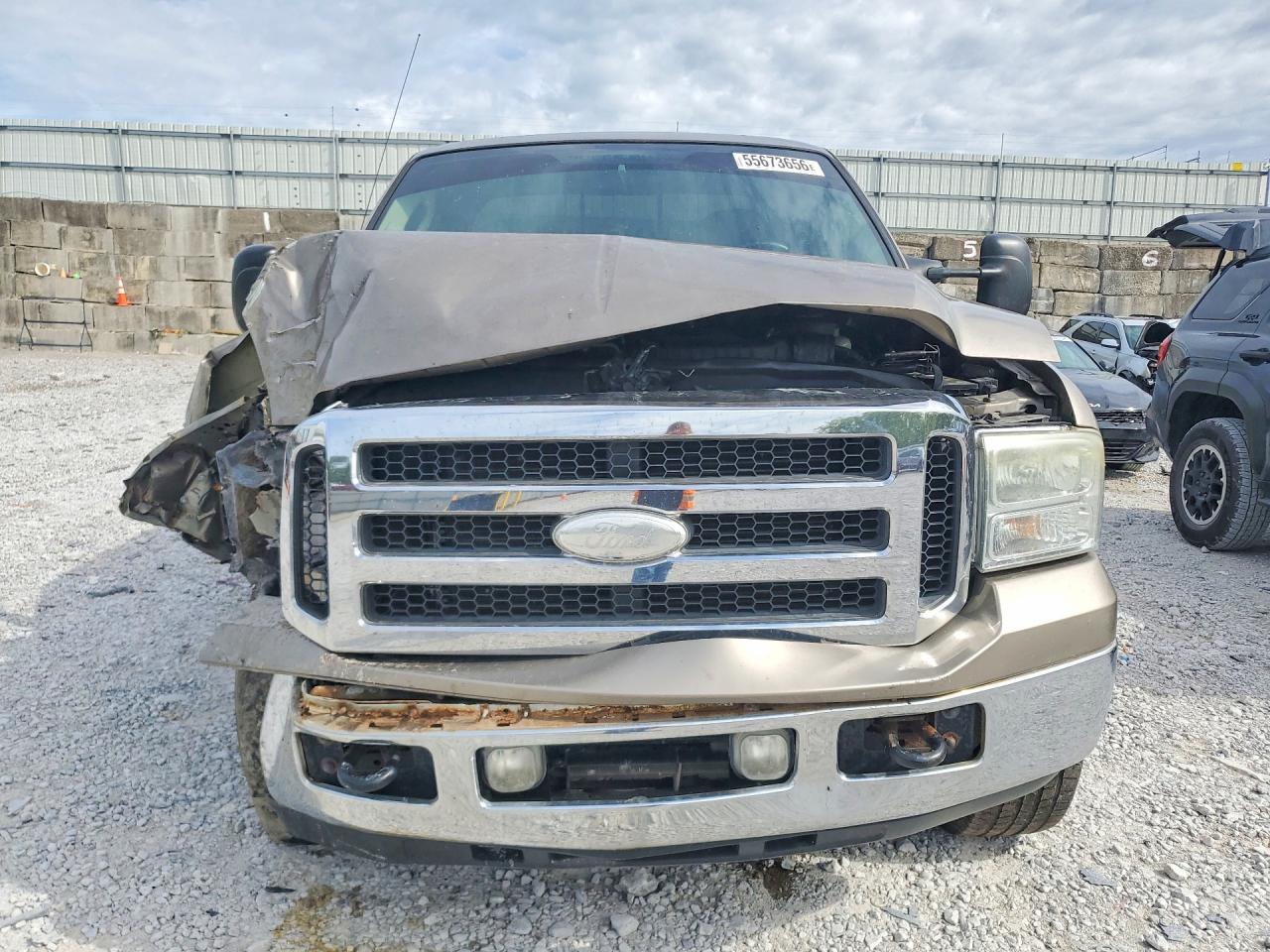 2005 Ford F250 Super Duty Tan vin: 1FTSX21P05EB46906