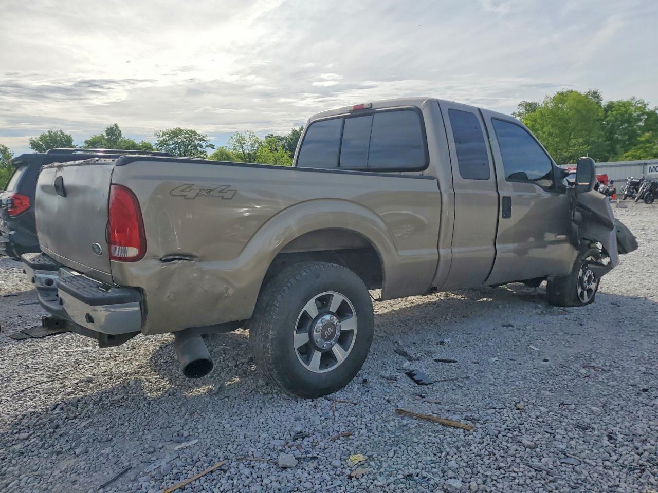 2005 Ford F250 Super Duty Tan vin: 1FTSX21P05EB46906