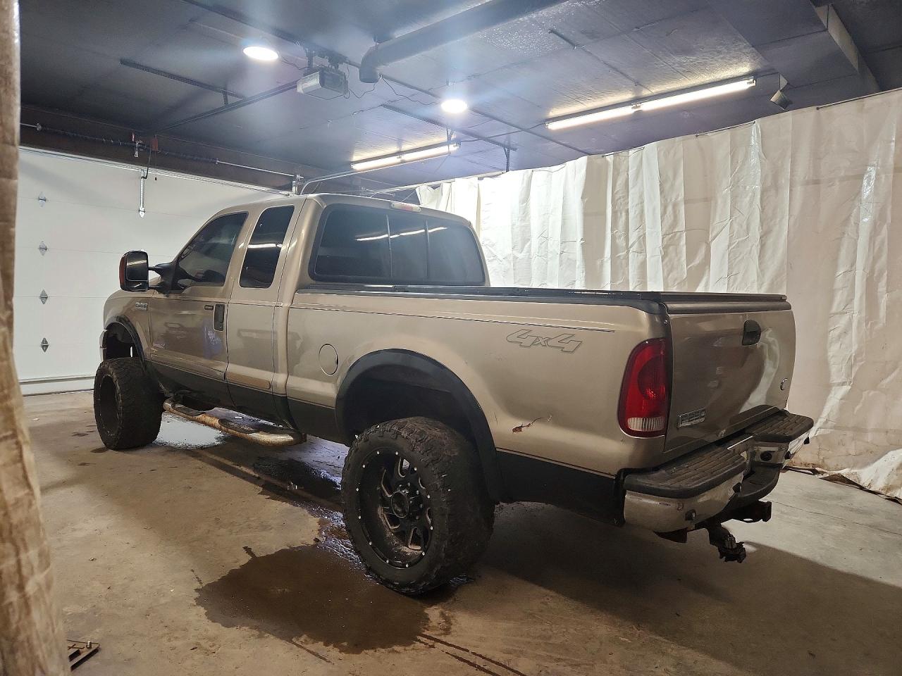 2006 Ford F250 Super Duty Tan vin: 1FTSX21P06EC18902