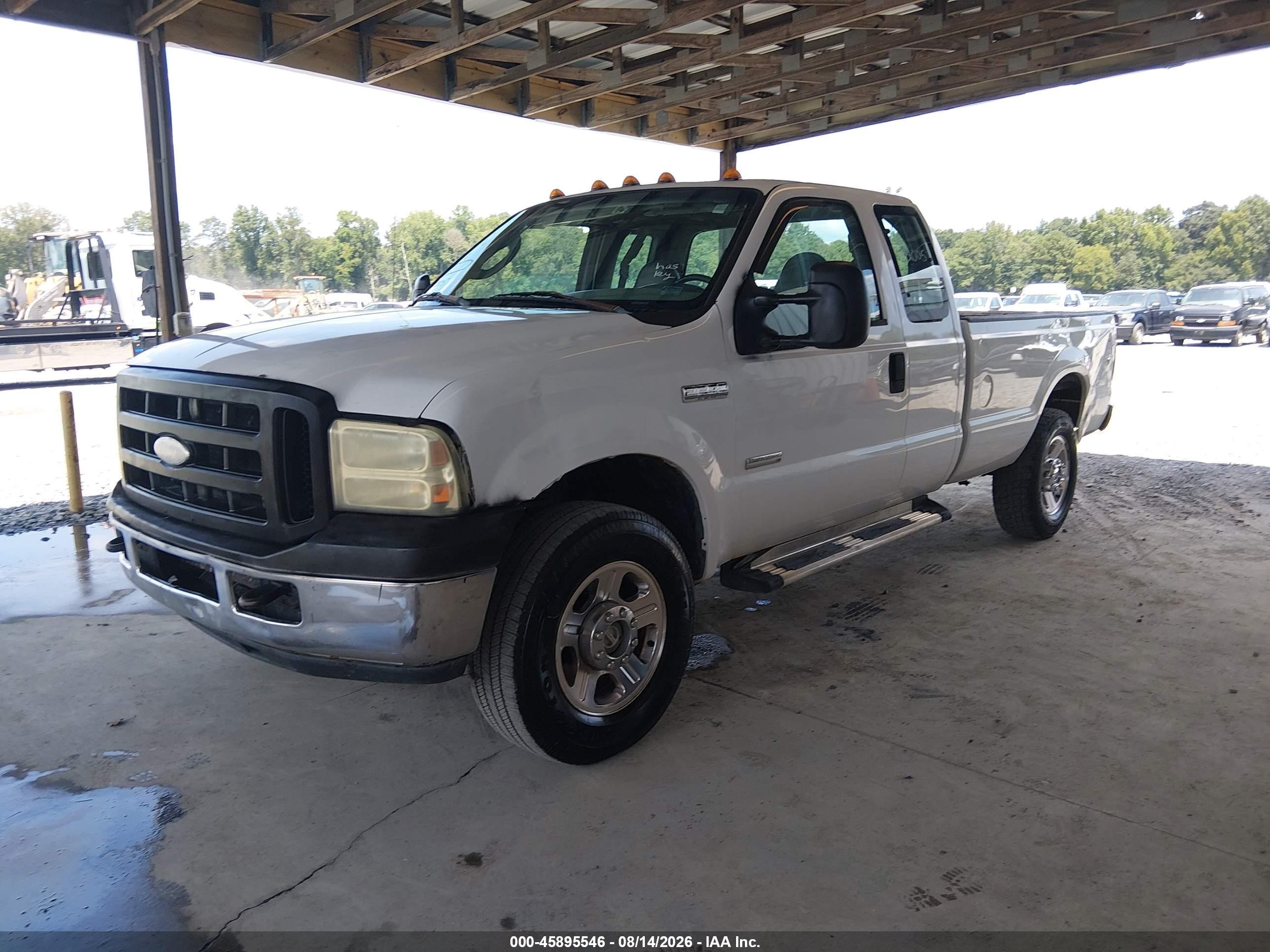2005 Ford F-250 Lariat/xl/xlt White vin: 1FTSX21P25EC48997