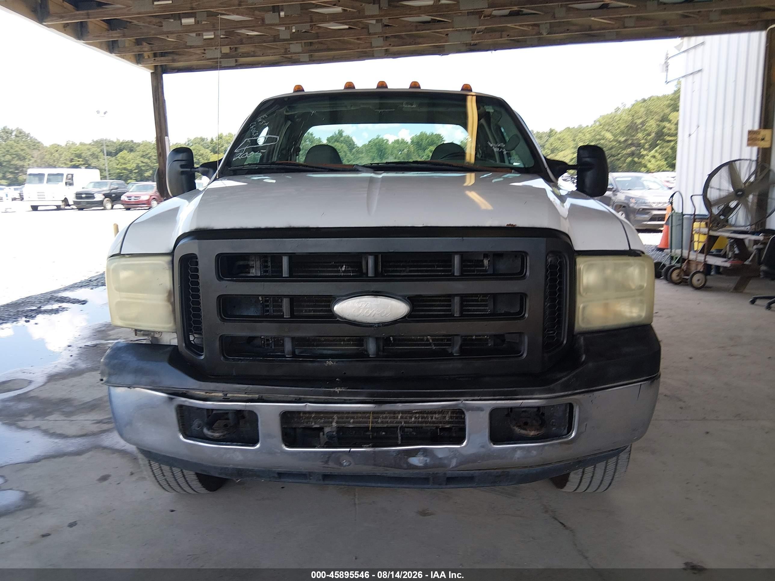 2005 Ford F-250 Lariat/xl/xlt White vin: 1FTSX21P25EC48997