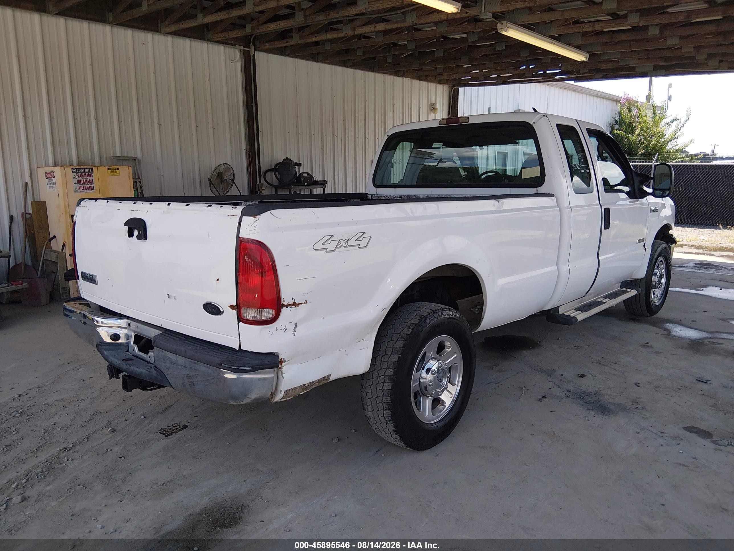 2005 Ford F-250 Lariat/xl/xlt White vin: 1FTSX21P25EC48997