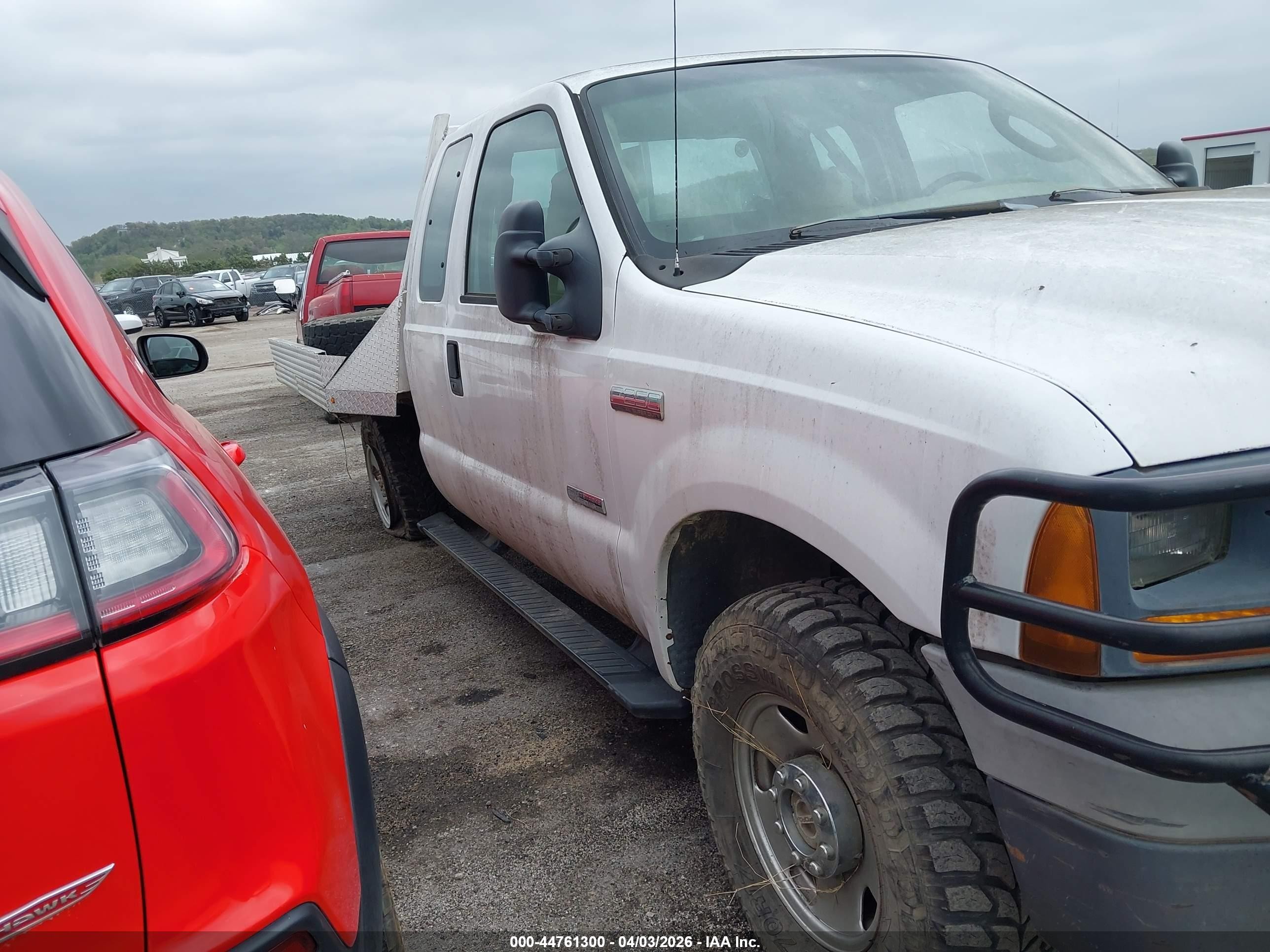 2005 Ford F-250 Lariat/xl/xlt White vin: 1FTSX21P45EB98166