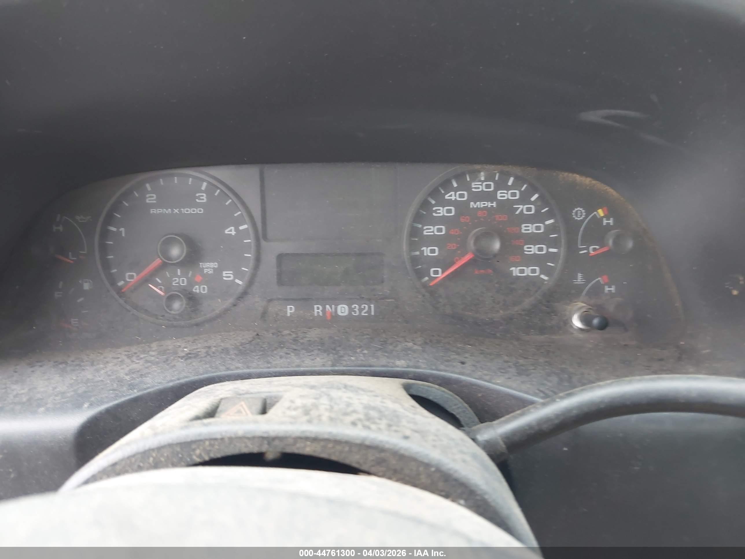 2005 Ford F-250 Lariat/xl/xlt White vin: 1FTSX21P45EB98166