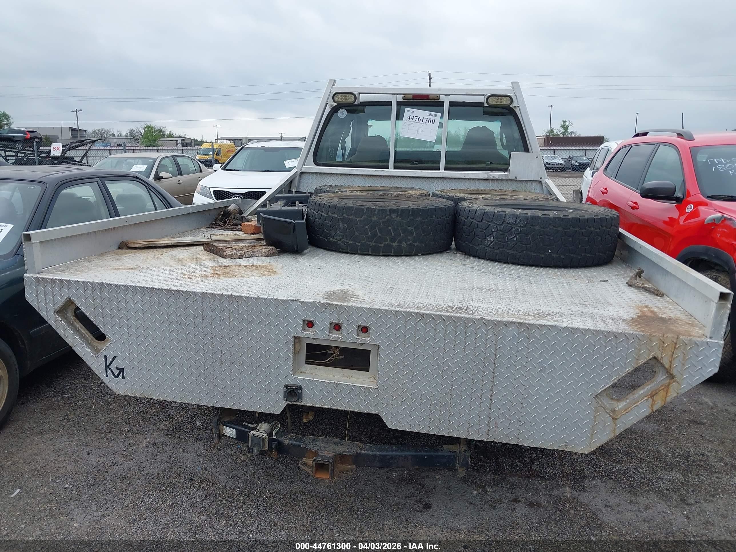 2005 Ford F-250 Lariat/xl/xlt White vin: 1FTSX21P45EB98166