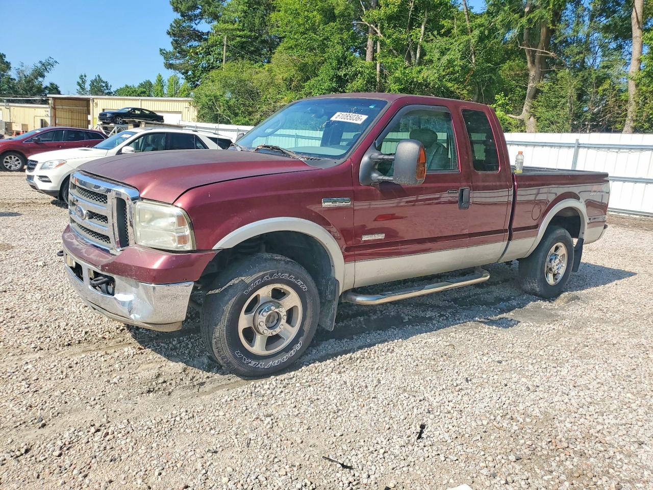 2005 Ford F250 Super Duty Burgundy vin: 1FTSX21P45ED20055