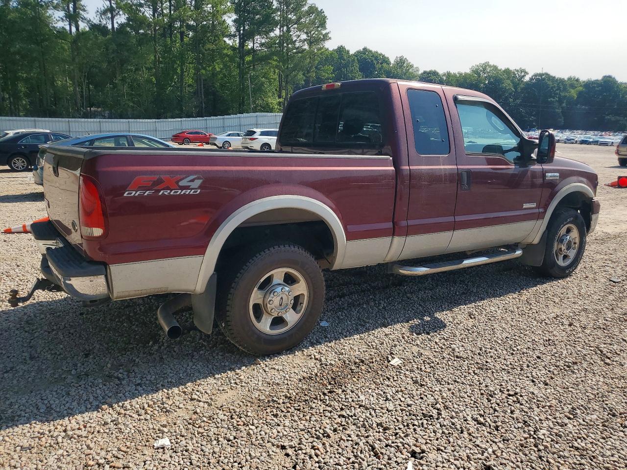 2005 Ford F250 Super Duty Burgundy vin: 1FTSX21P45ED20055