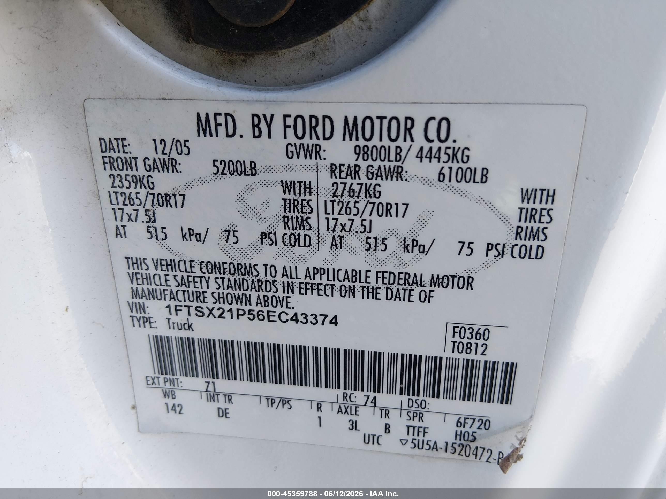 2006 Ford F-250   White vin: 1FTSX21P56EC43374