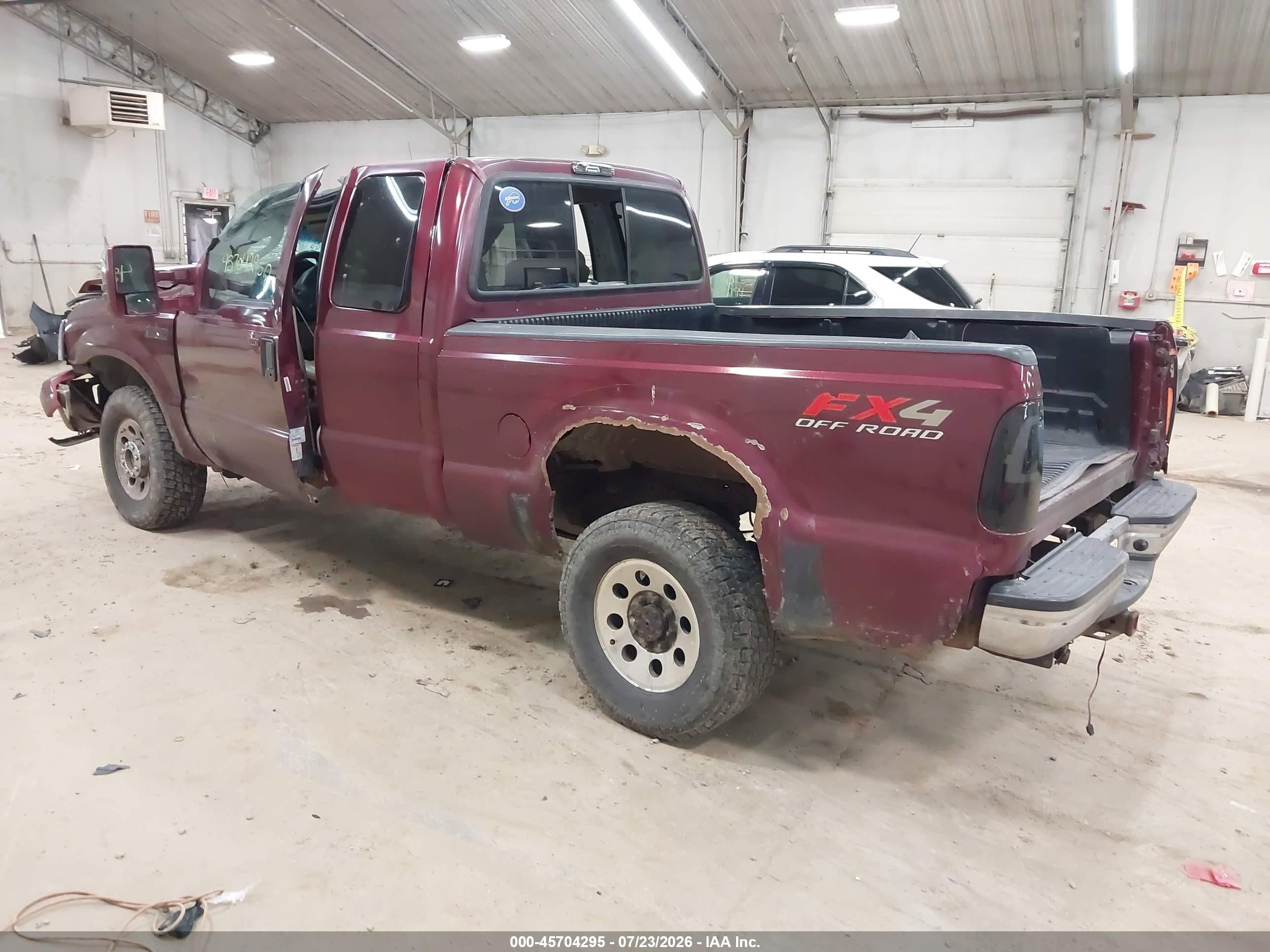 2005 Ford F-250 Lariat/xl/xlt Red vin: 1FTSX21P95EB00443