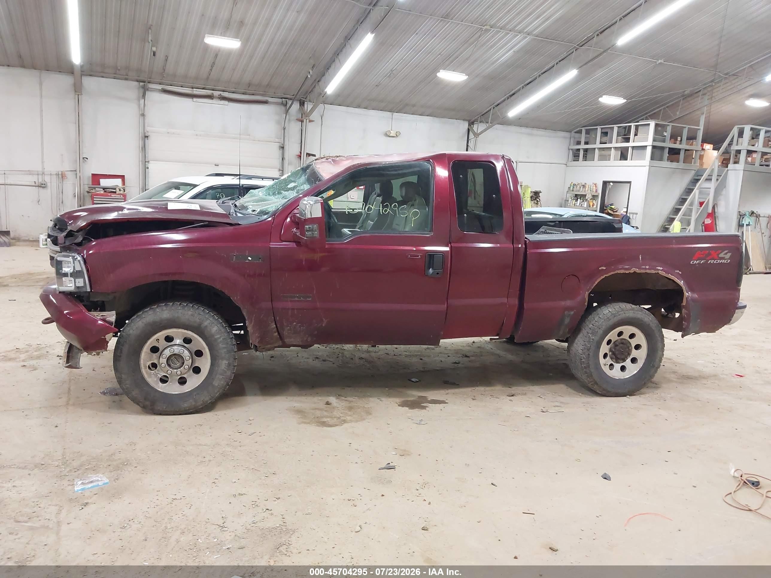 2005 Ford F-250 Lariat/xl/xlt Red vin: 1FTSX21P95EB00443