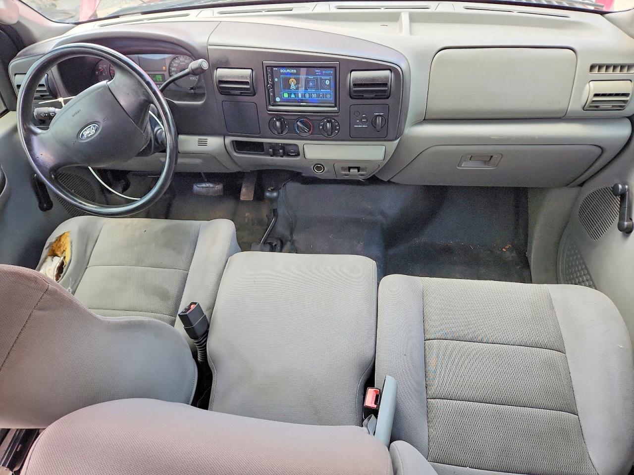 2005 Ford F250 Super Duty Red vin: 1FTSX21P95EB50419