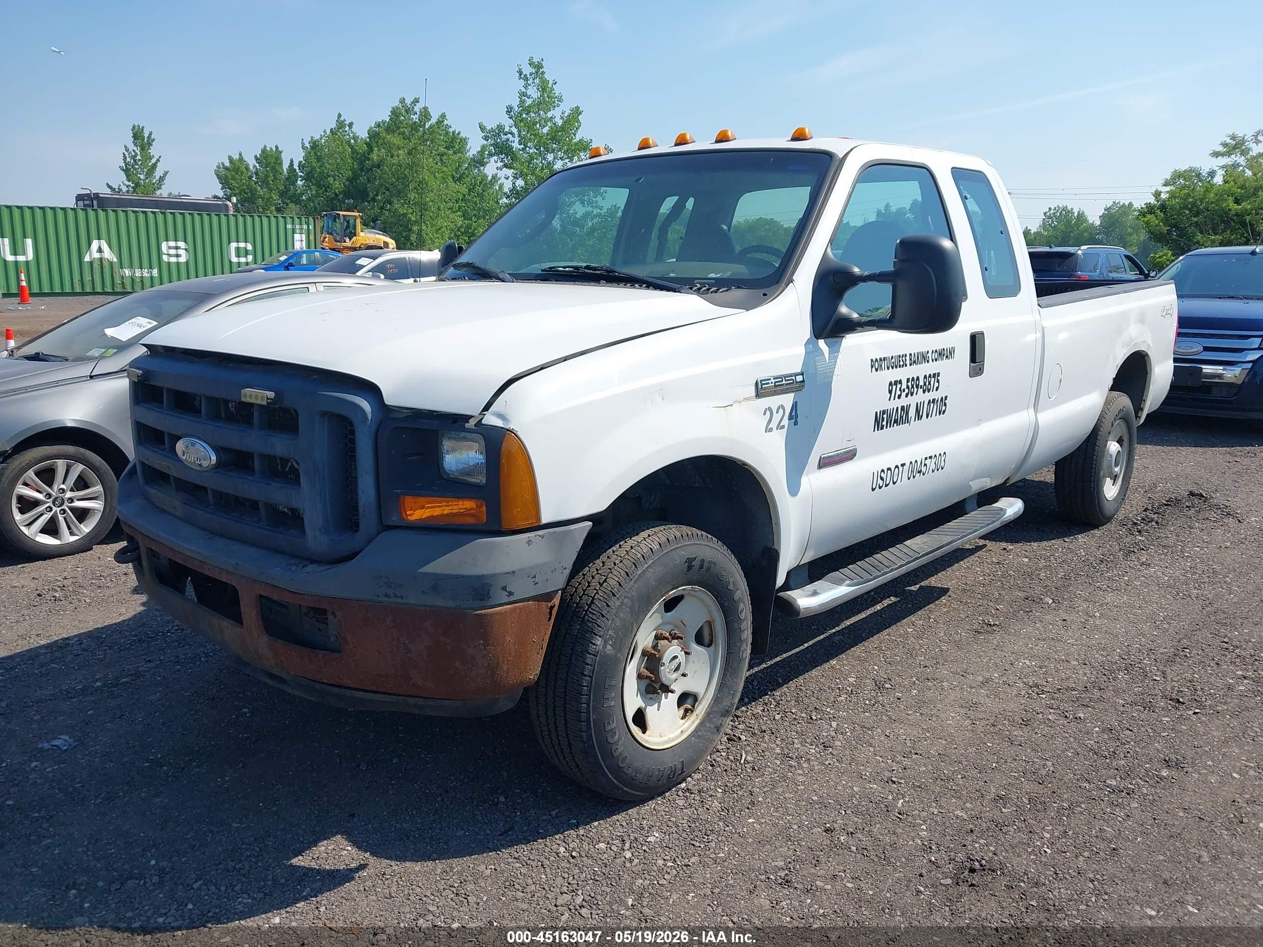 2006 Ford F-250 Lariat/xl/xlt White vin: 1FTSX21PX6ED04122