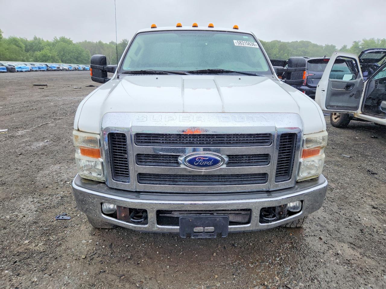 2008 Ford F250 Super Duty White vin: 1FTSX21R08EB97196