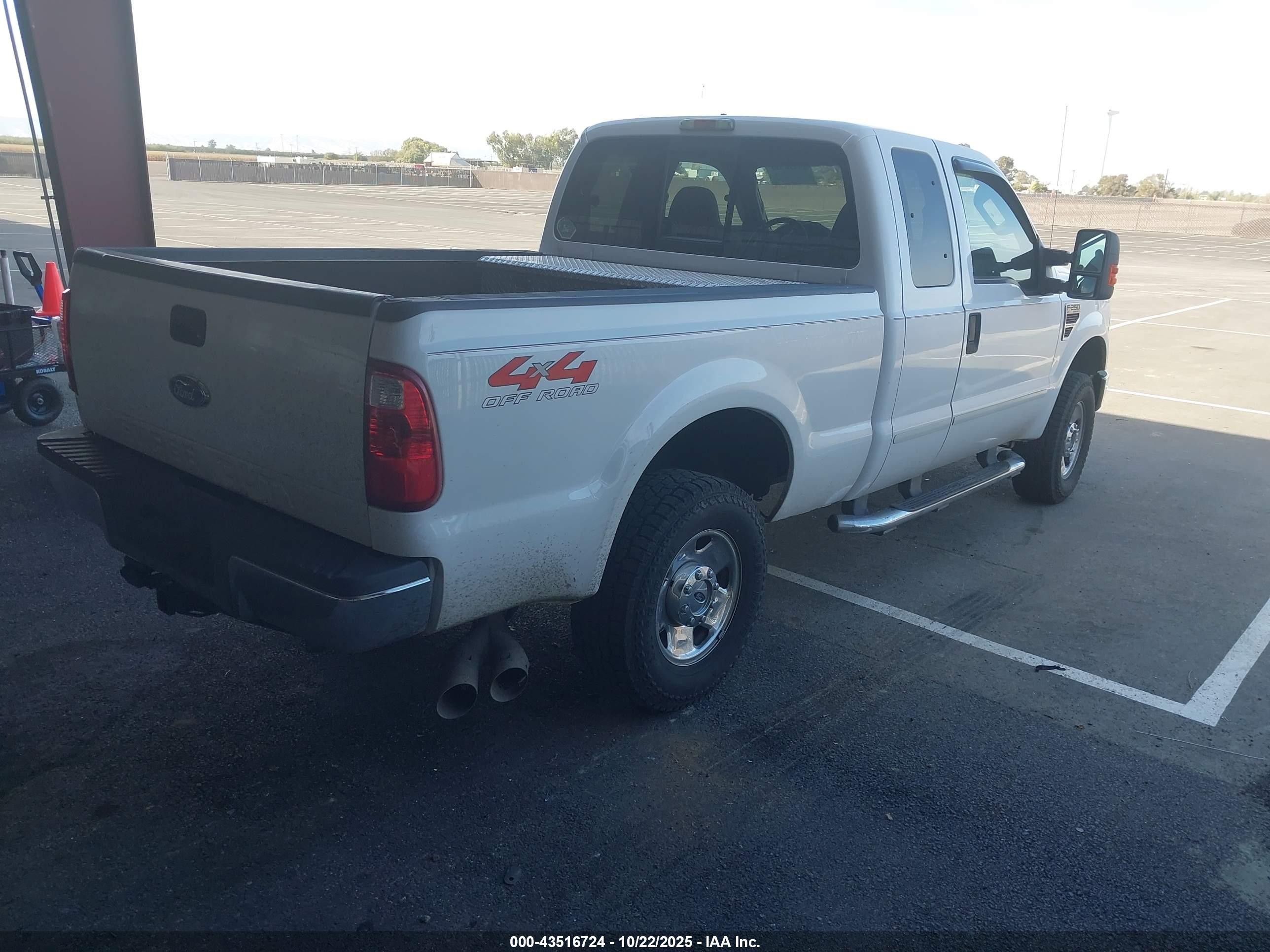 2008 Ford F-250 Xlt White vin: 1FTSX21R18EA76113