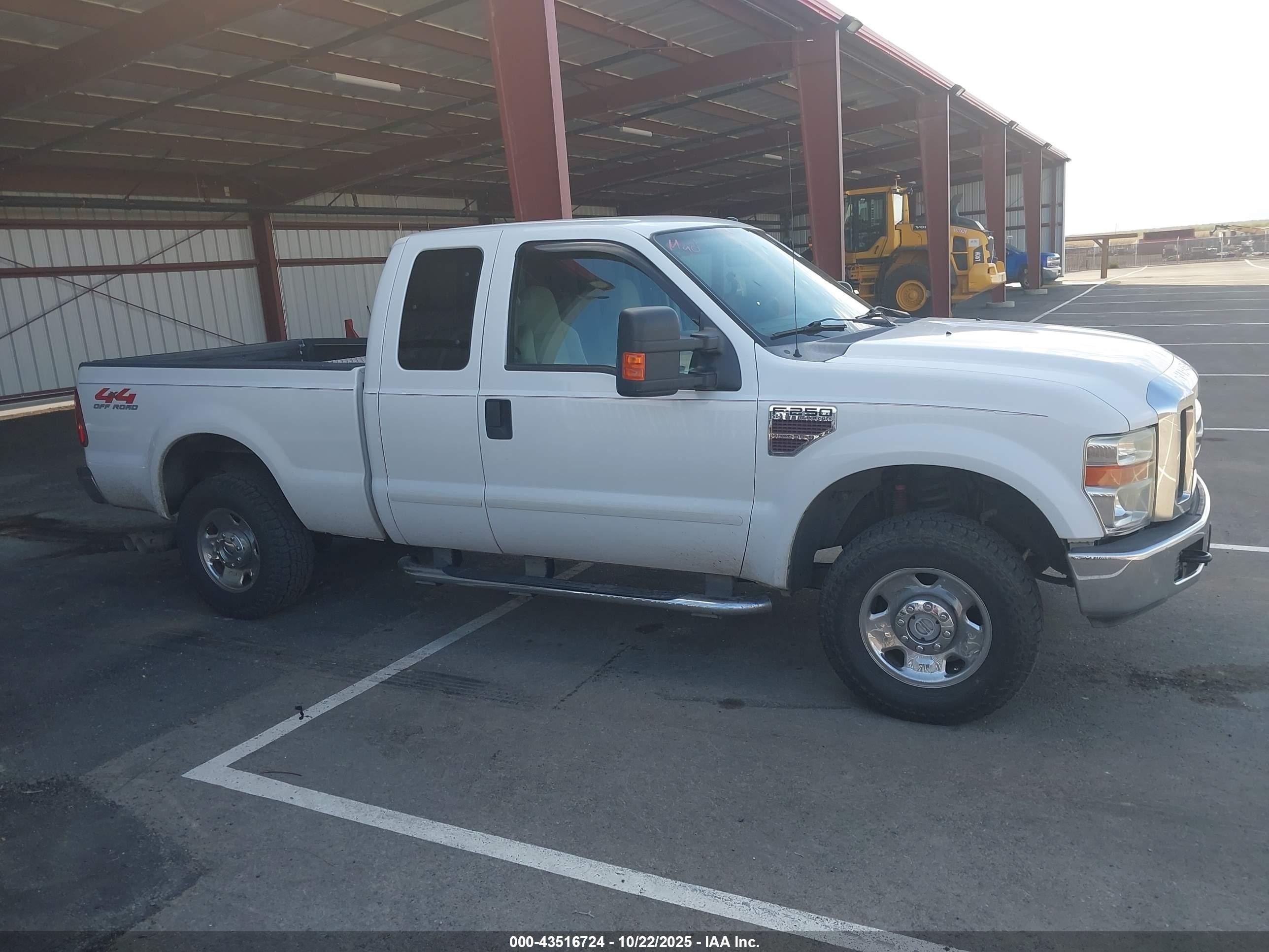 2008 Ford F-250 Xlt White vin: 1FTSX21R18EA76113