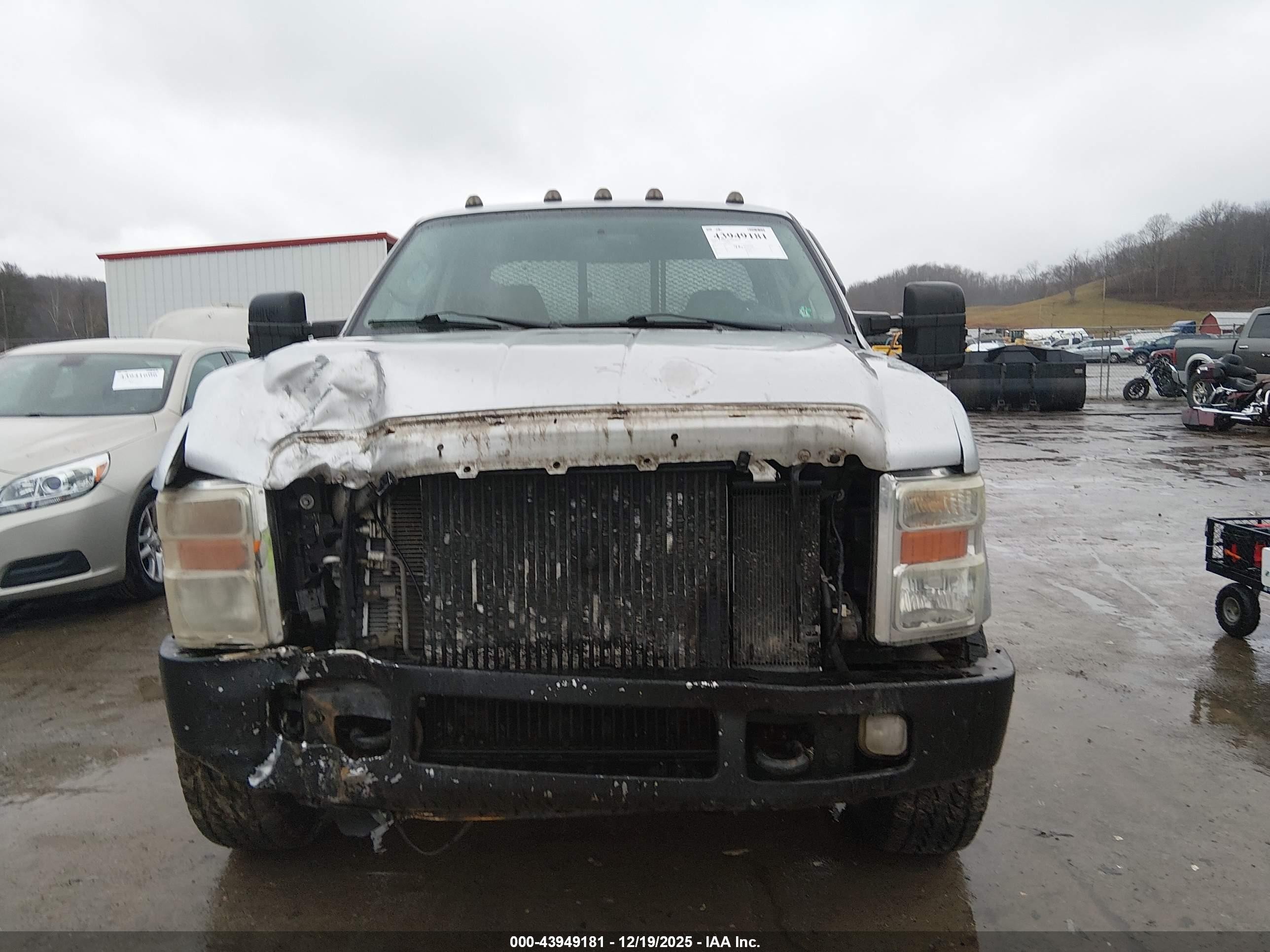 2008 Ford F-250 Fx4/lariat/xl/xlt Серебряный vin: 1FTSX21R18EA88004