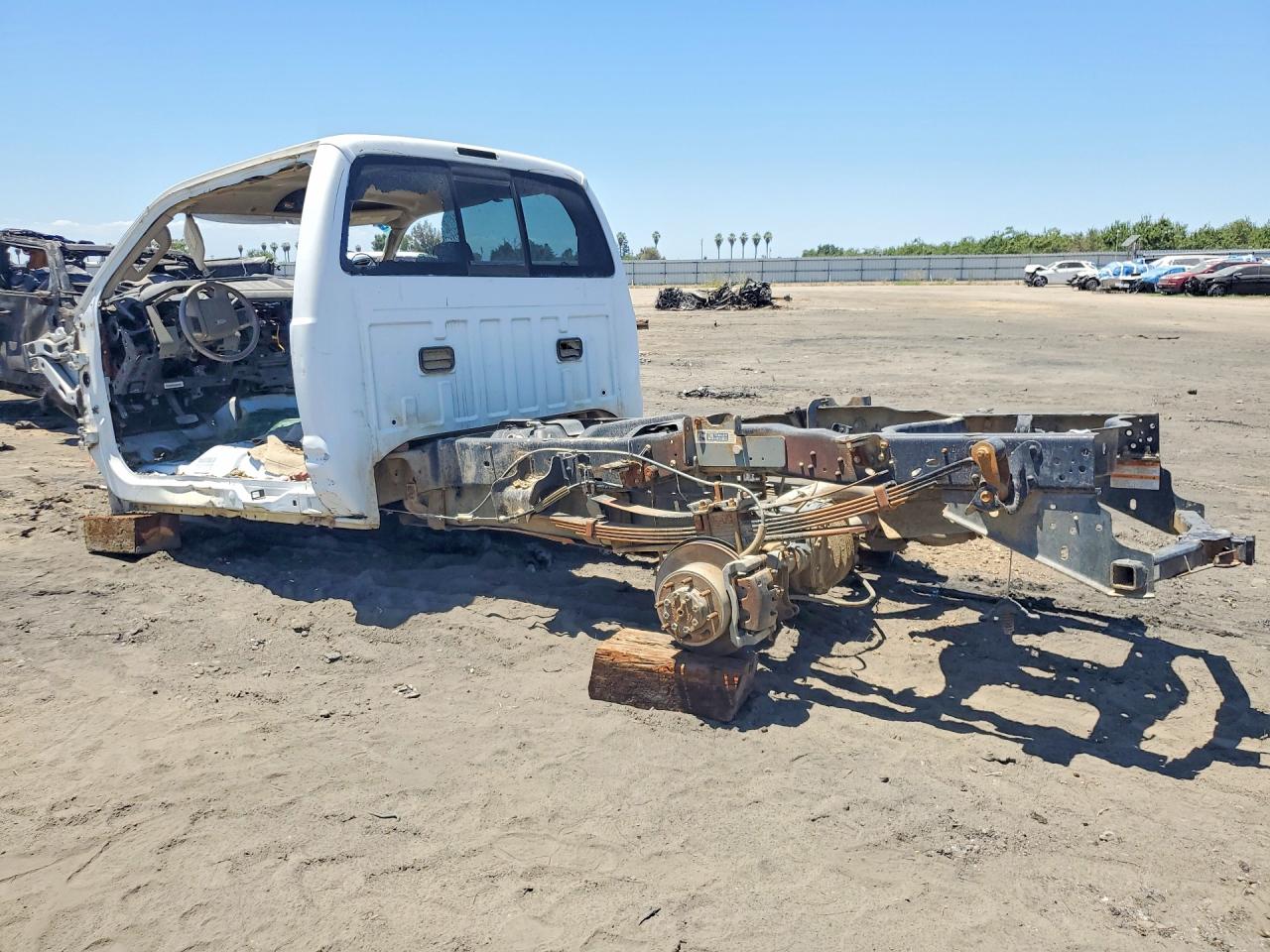 2008 Ford F250 Super Duty White vin: 1FTSX21R38EA72063