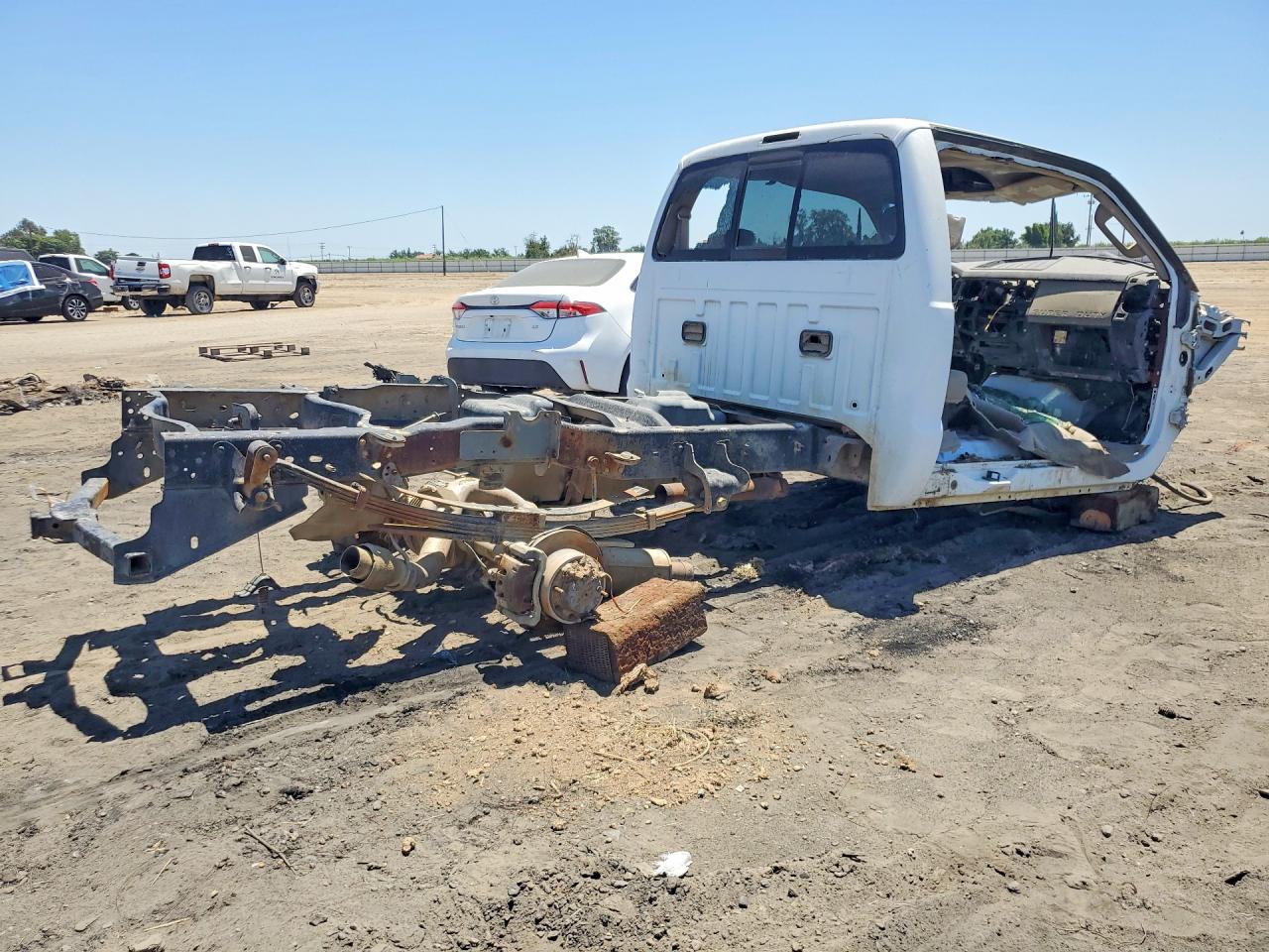 2008 Ford F250 Super Duty White vin: 1FTSX21R38EA72063