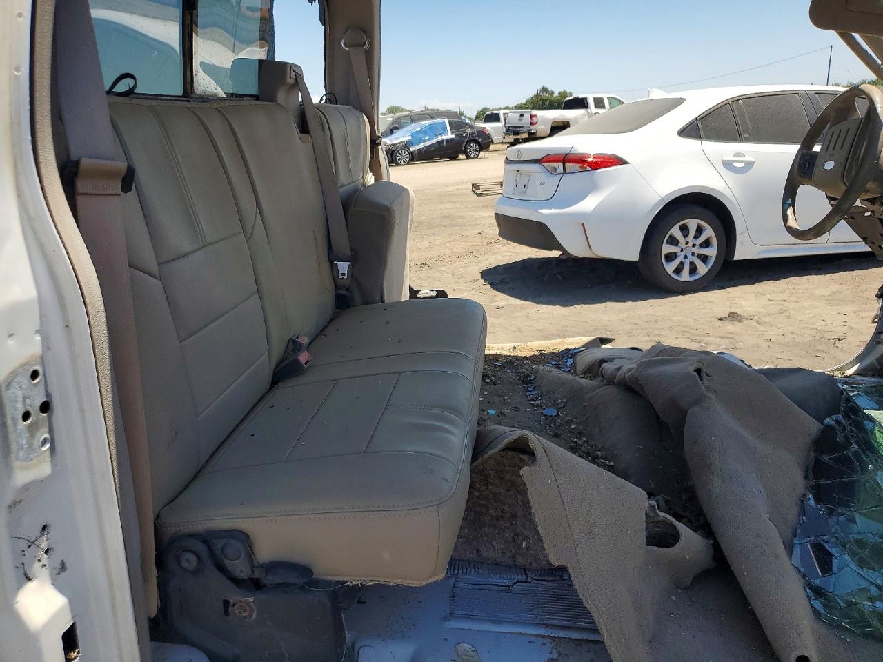 2008 Ford F250 Super Duty White vin: 1FTSX21R38EA72063