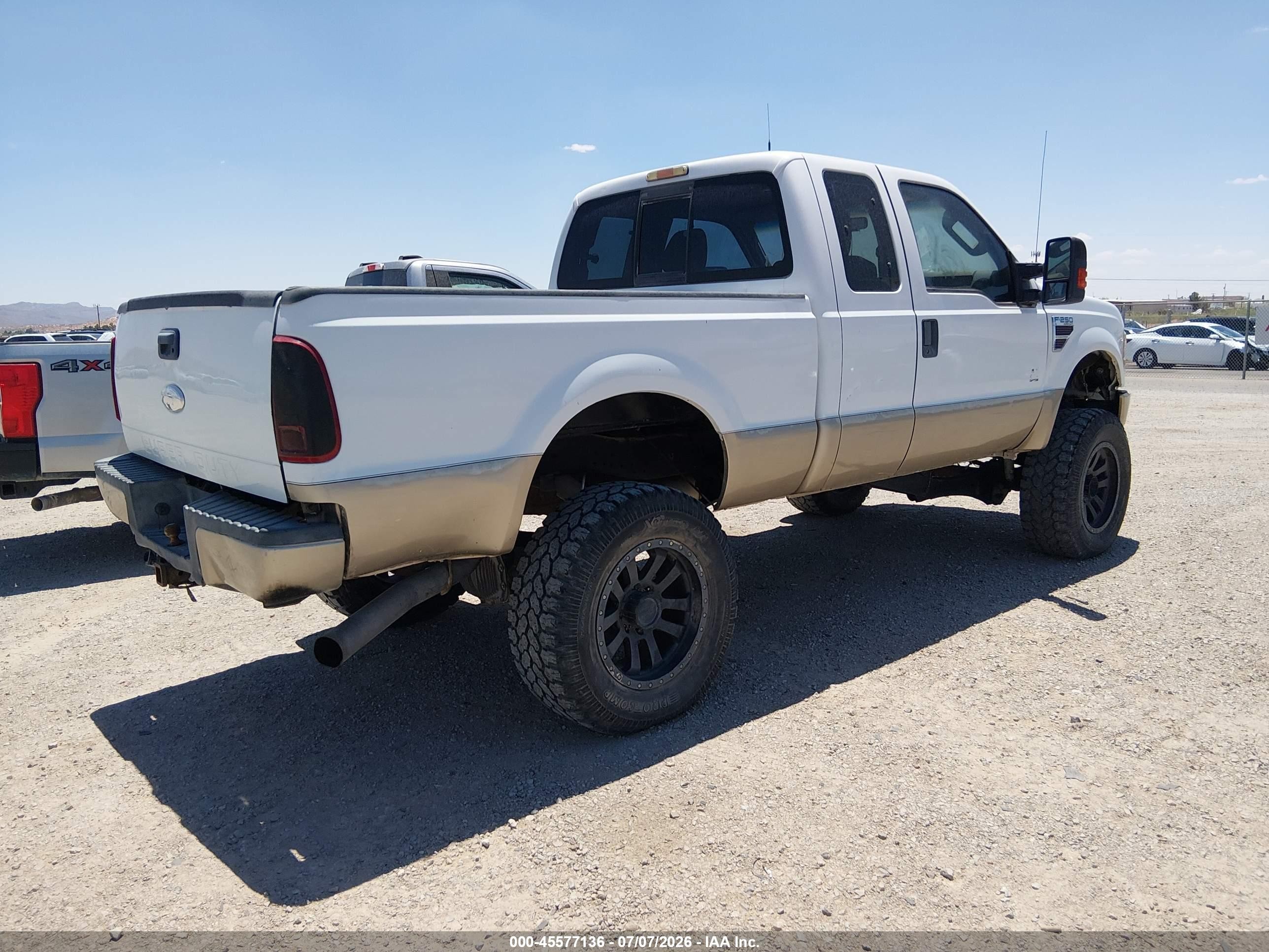2008 Ford Super Duty F-250 Srw Fx4/lariat/xl/xlt White vin: 1FTSX21R58EB51699