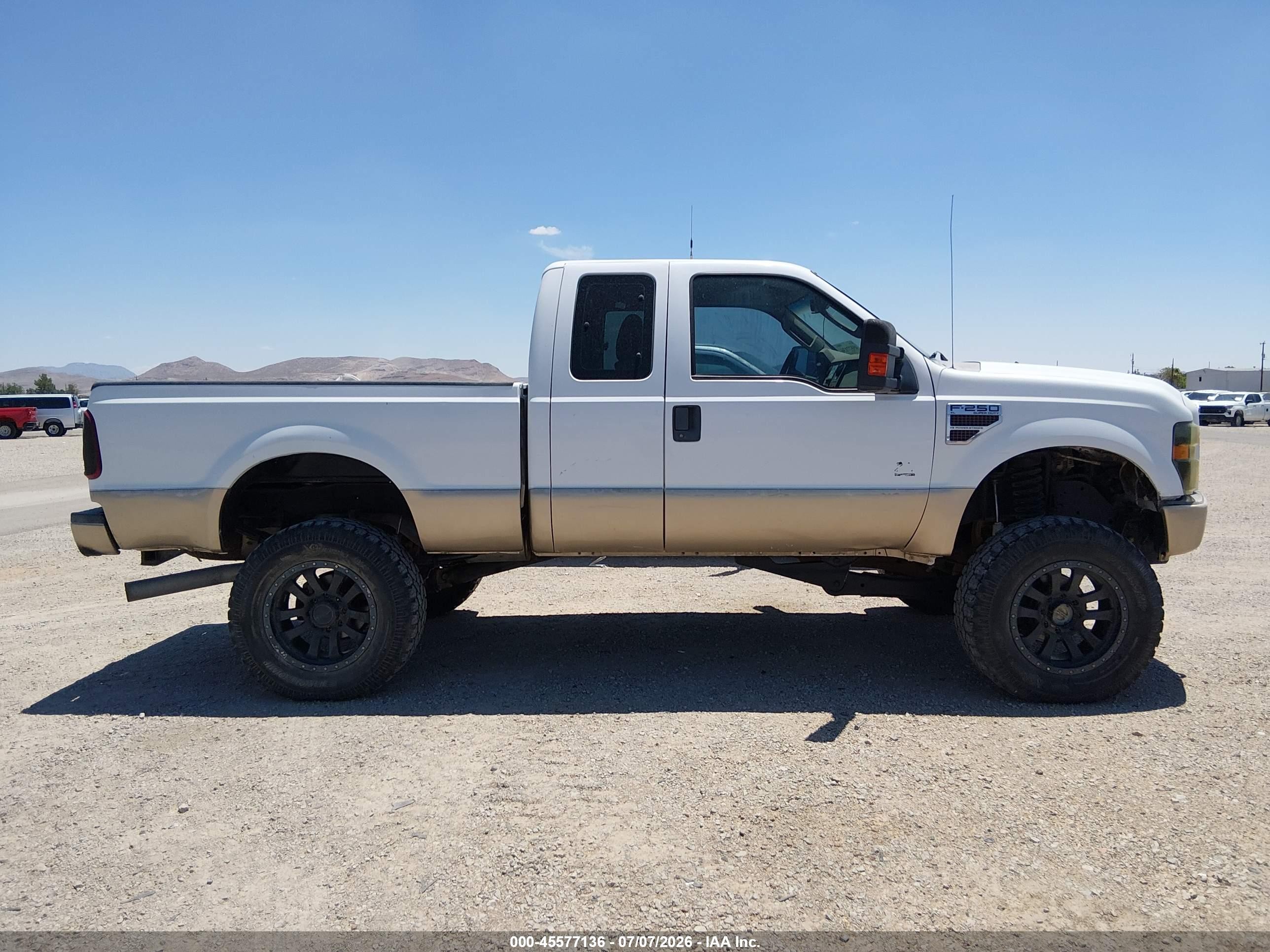 2008 Ford Super Duty F-250 Srw Fx4/lariat/xl/xlt White vin: 1FTSX21R58EB51699