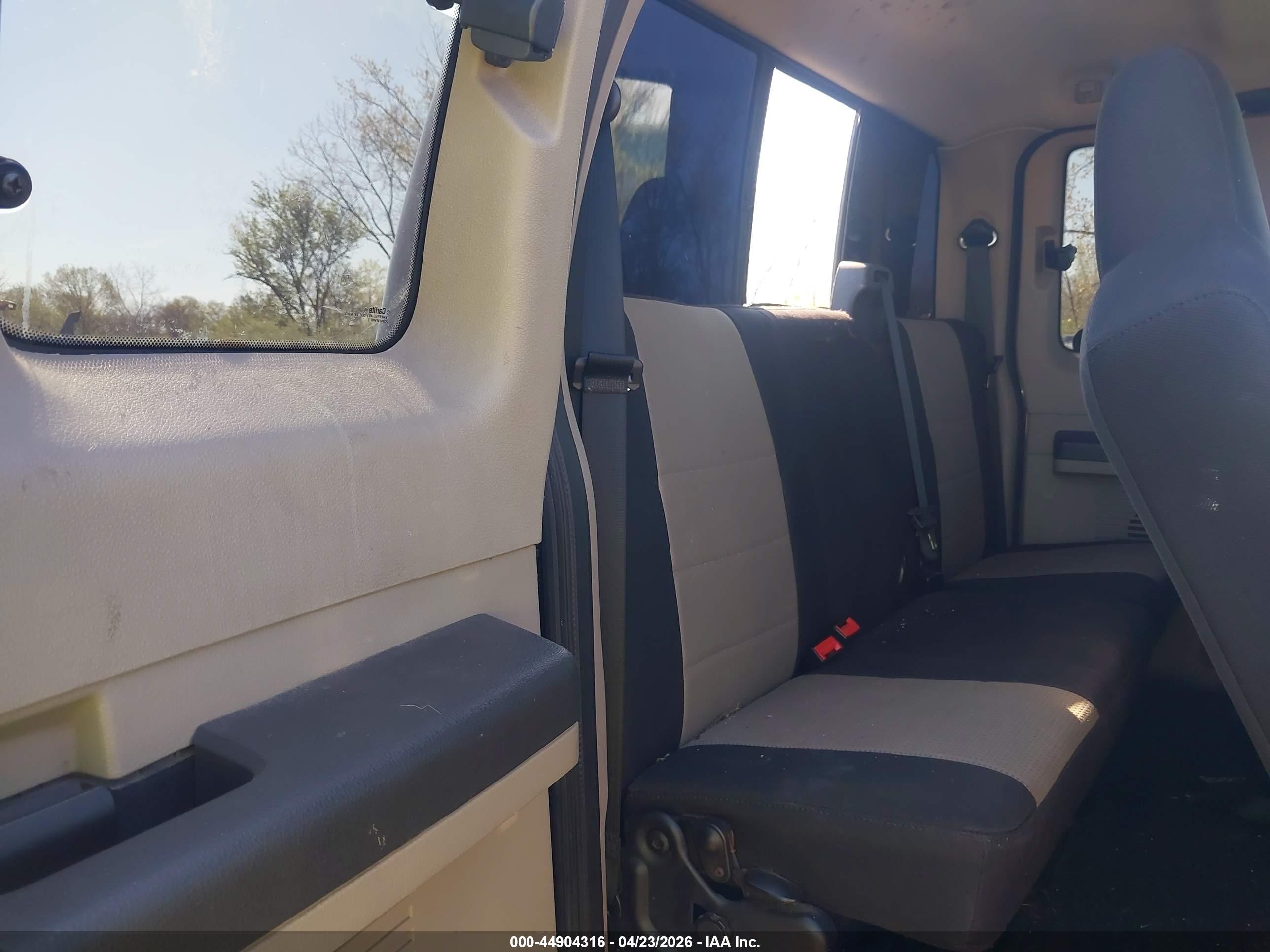 2008 Ford F-250 Fx4/lariat/xl/xlt Серый vin: 1FTSX21R88EA89005