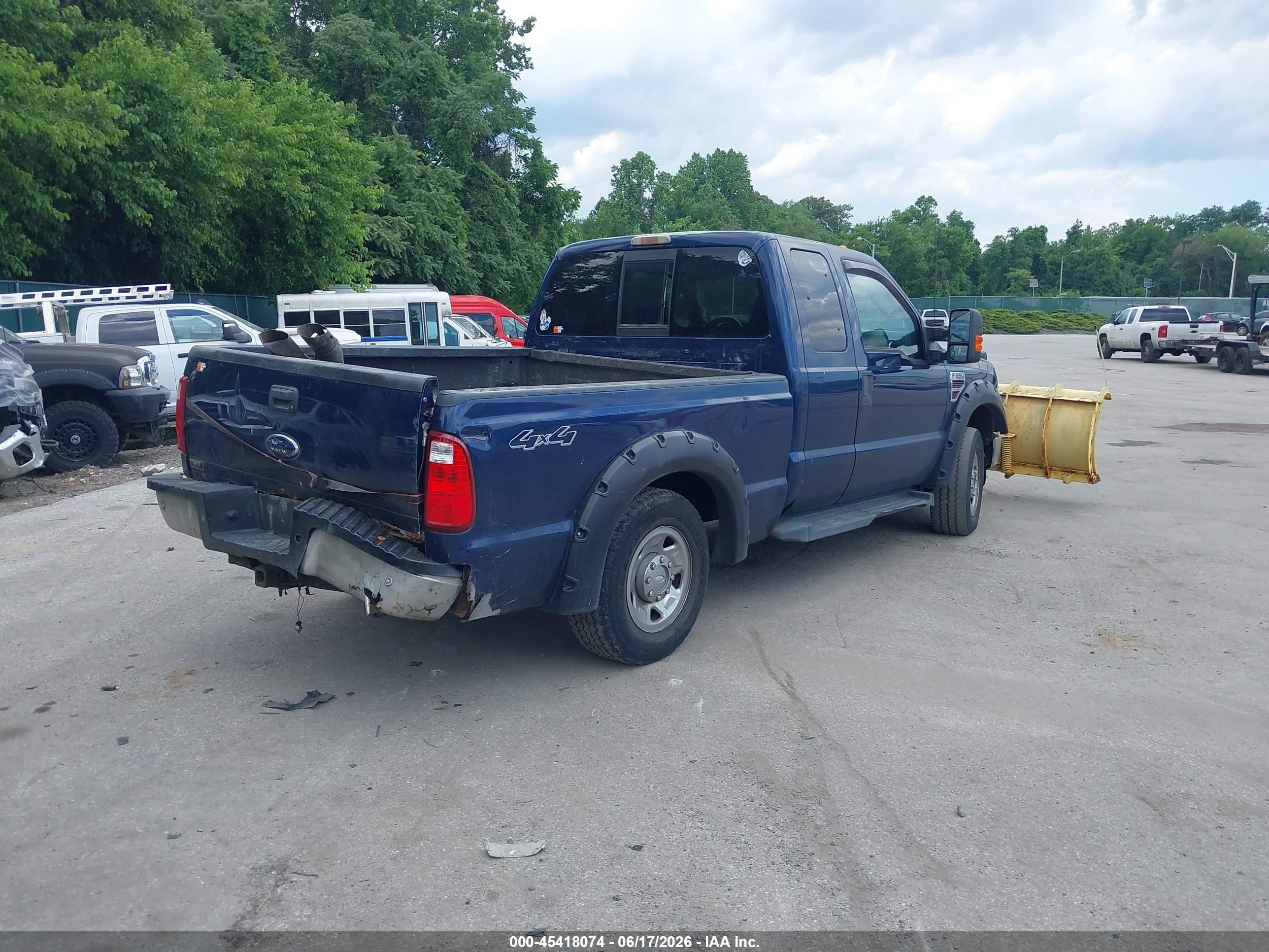 2009 Ford Super Duty F-250 Srw Fx4/lariat/xl/xlt Blue vin: 1FTSX21R99EB08324