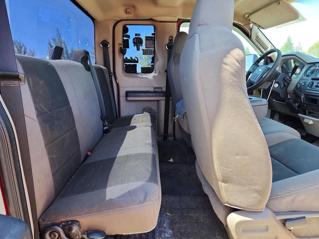 2009 Ford F250 Super Duty Красный vin: 1FTSX21Y49EA79208